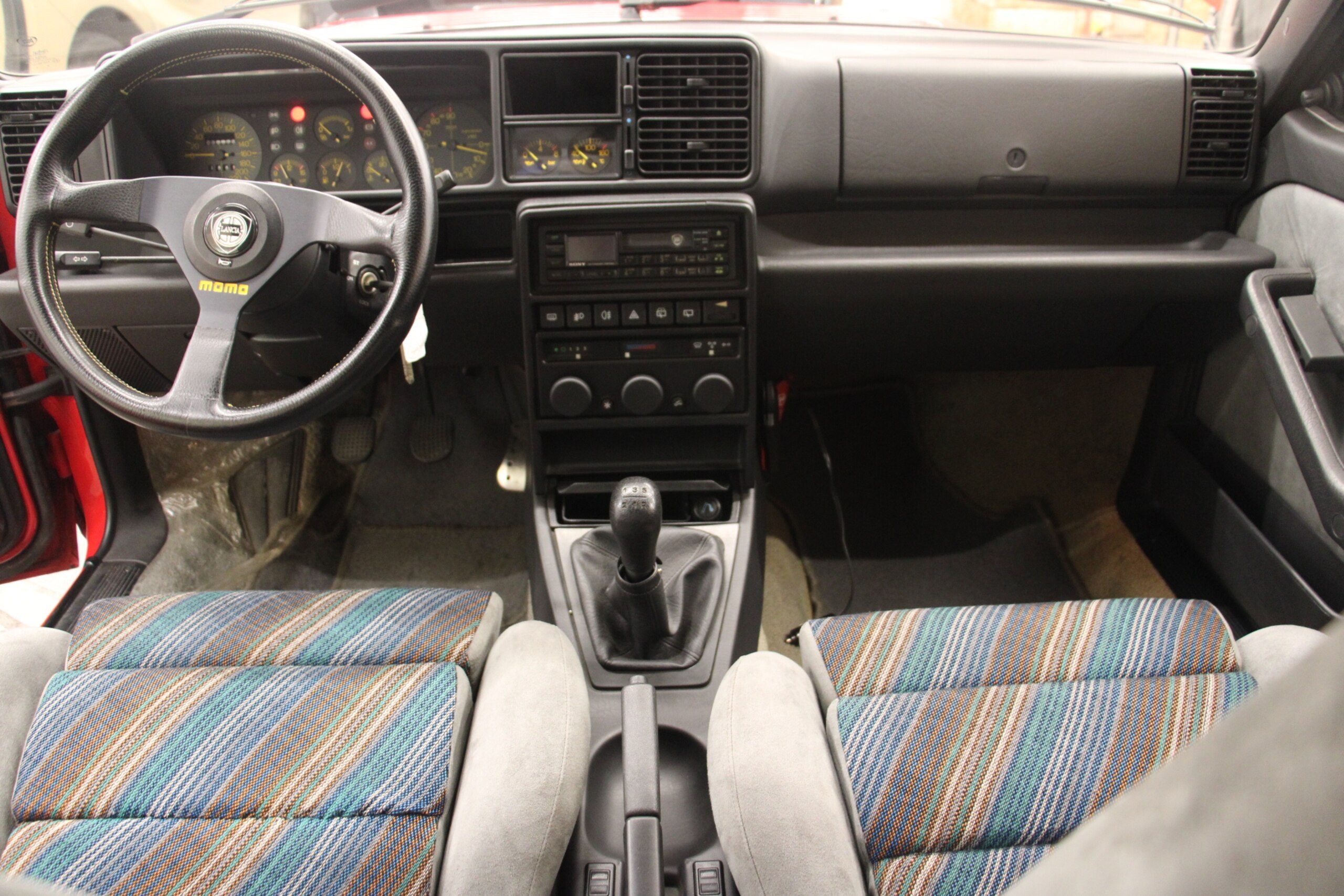 Lancia Delta HF Integrale (photo: 2)