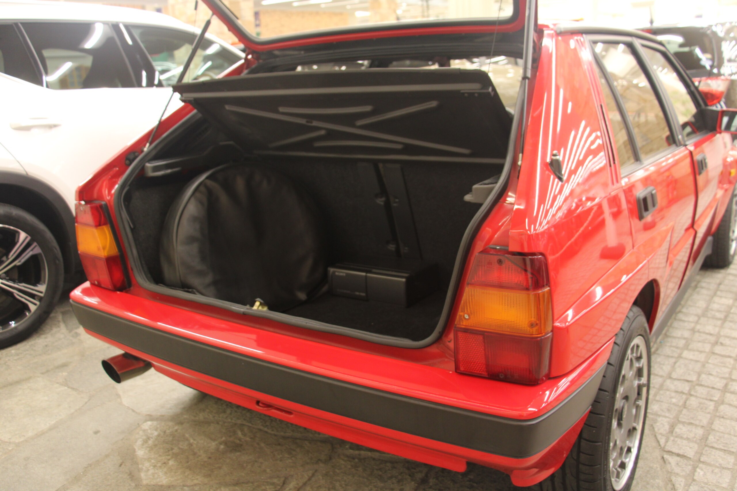 Lancia Delta HF Integrale (photo: 11)