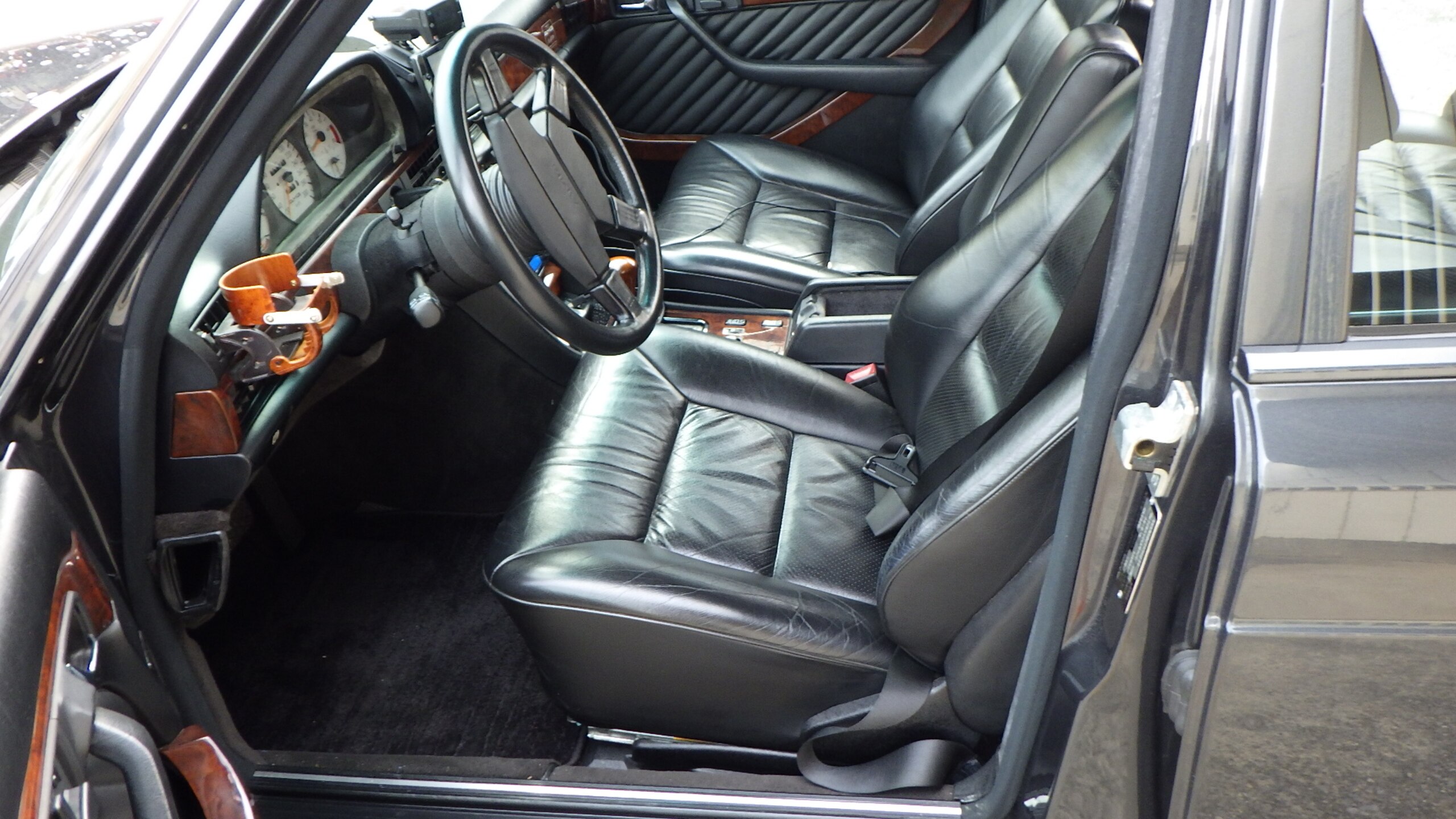 Mercedes Benz 560SEL 6.0 AMG (photo: 7)