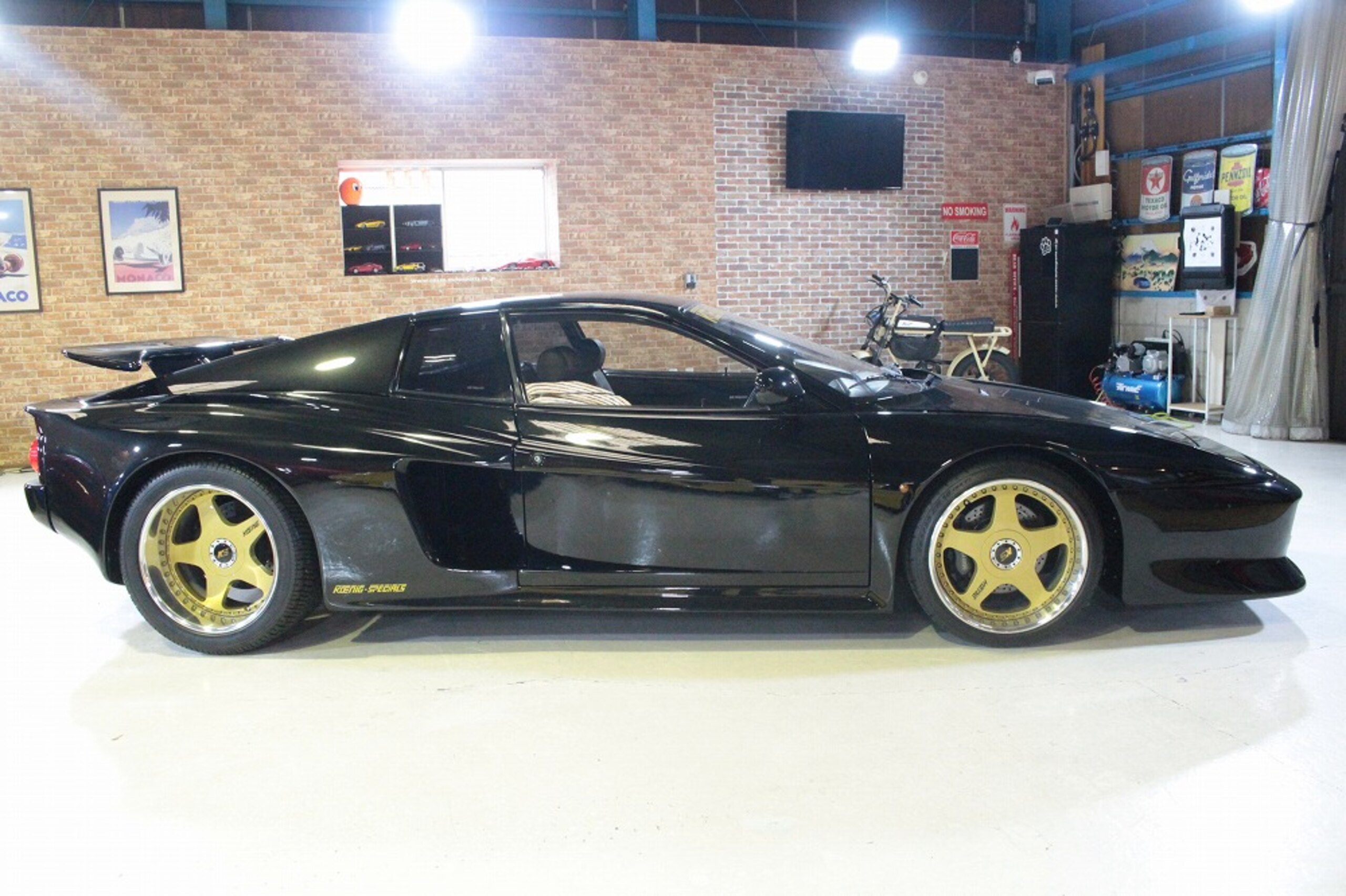 Ferrari 512TR (photo: 5)