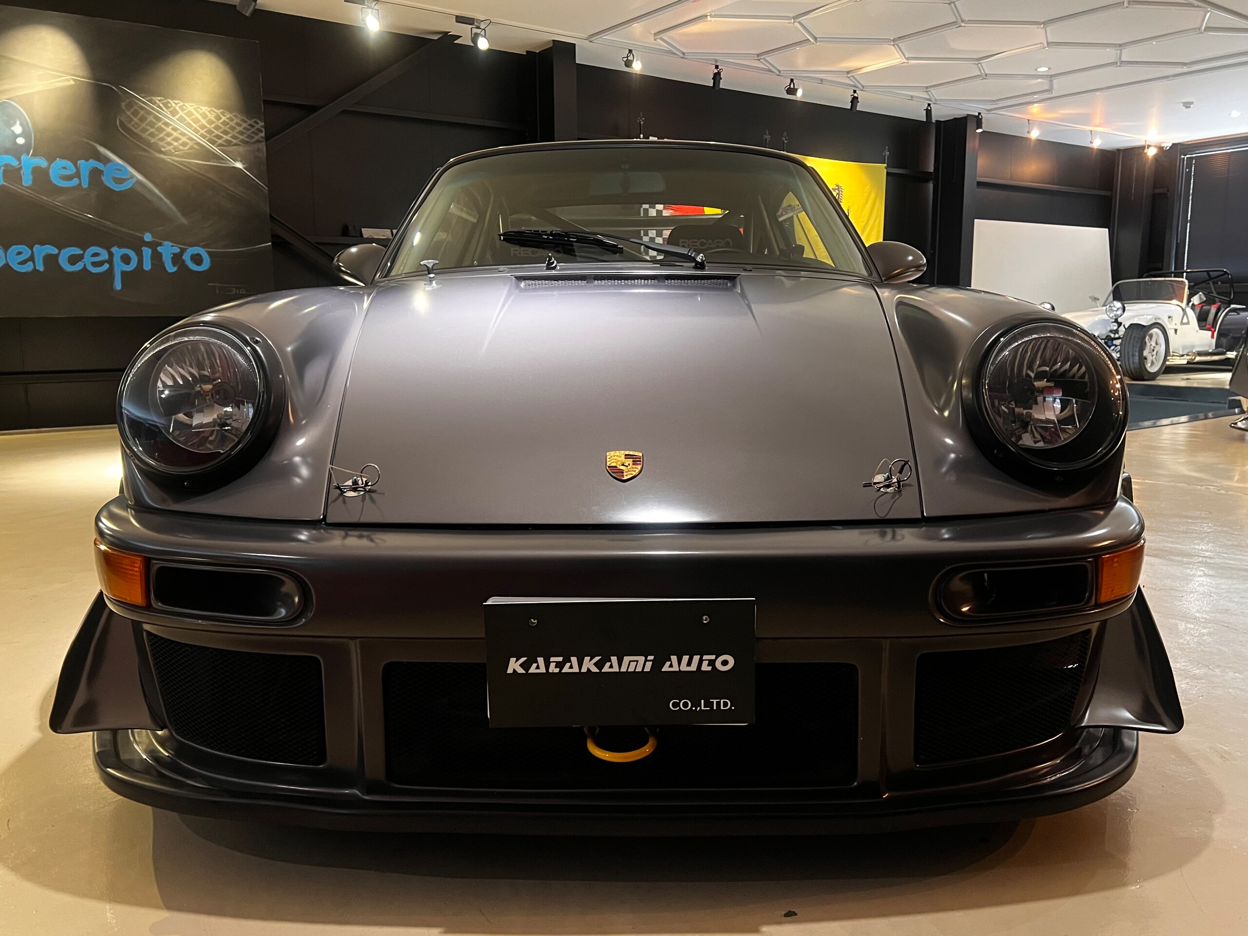 Porsche 911 Carrera 2 (photo: 1)