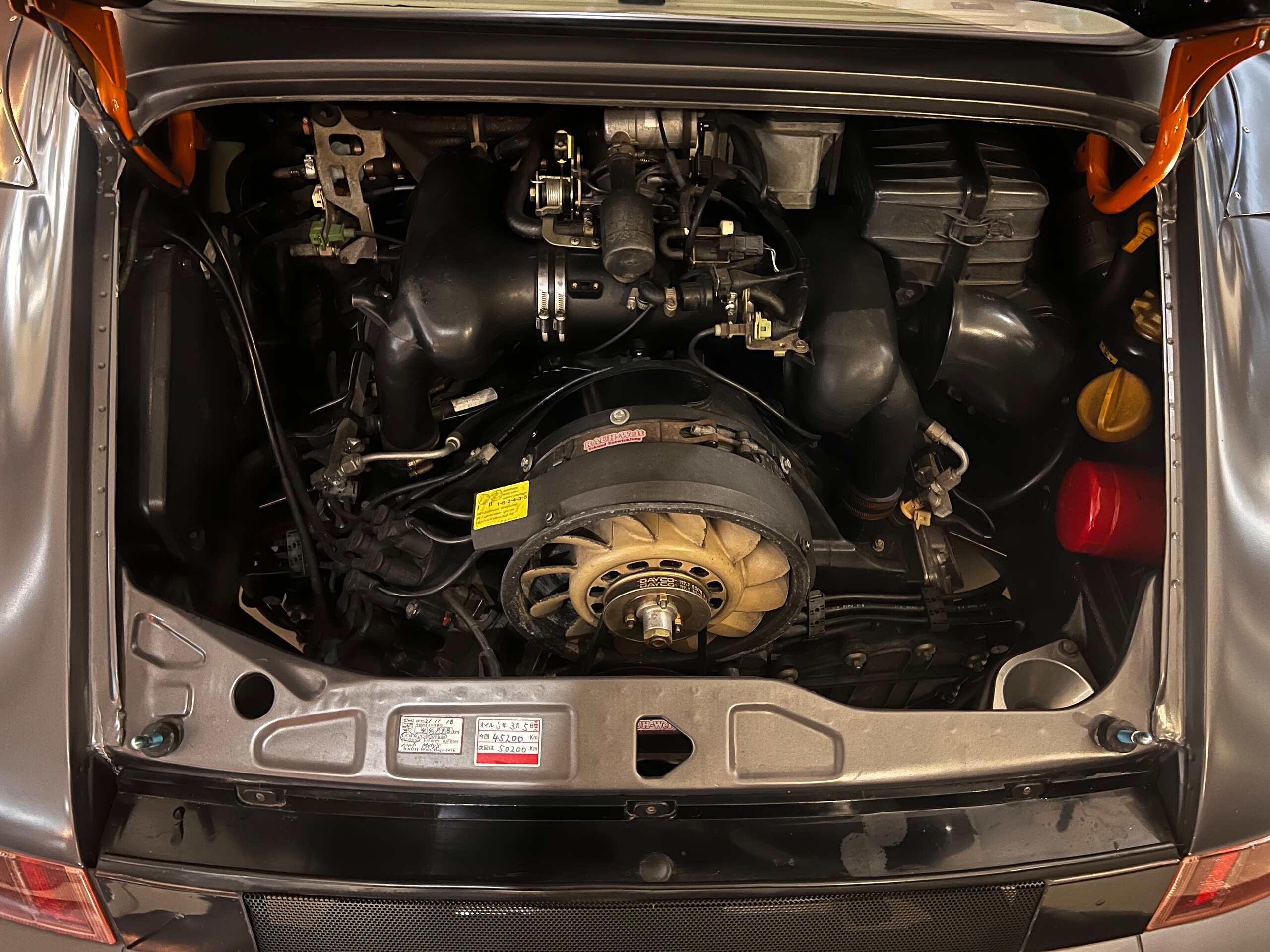 Porsche 911 Carrera 2 (photo: 14)