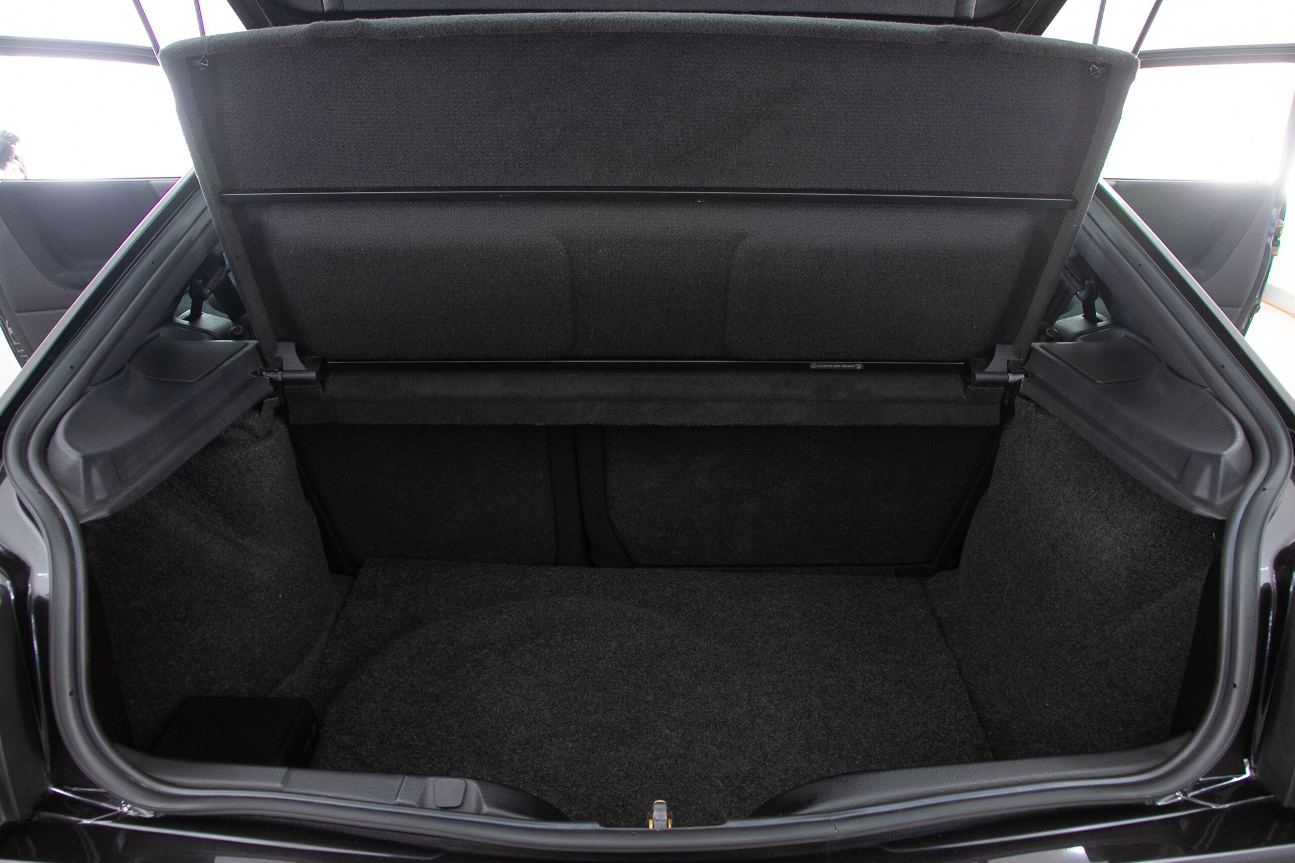 Other Volkswagen Corrado G60 (photo: 17)