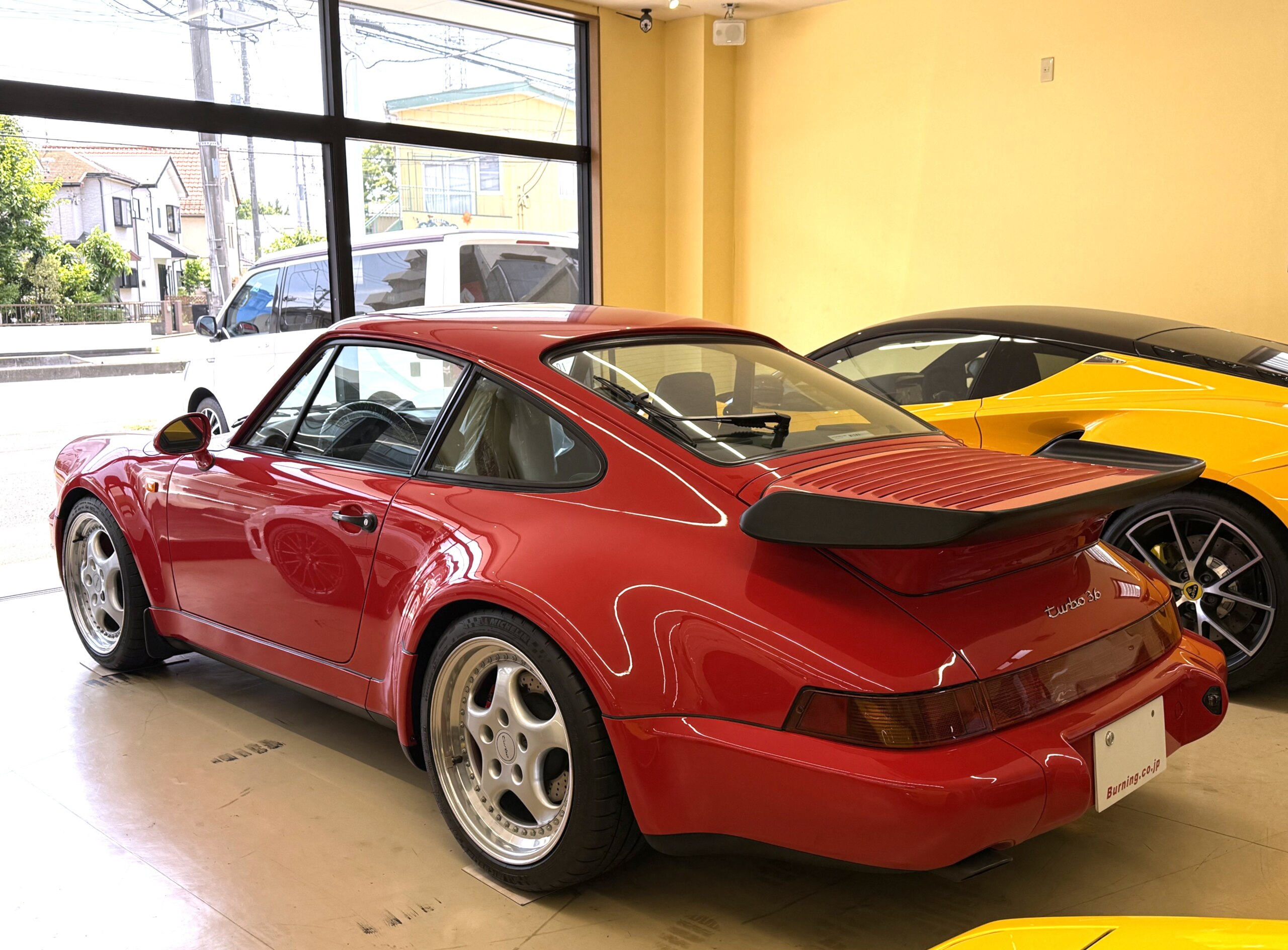 Porsche 911 Turbo (photo: 4)