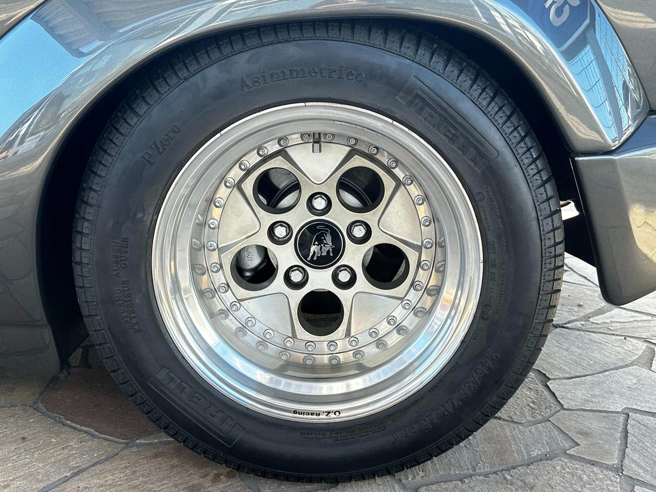 Lamborghini Countach Anniversary Edition (photo: 15)