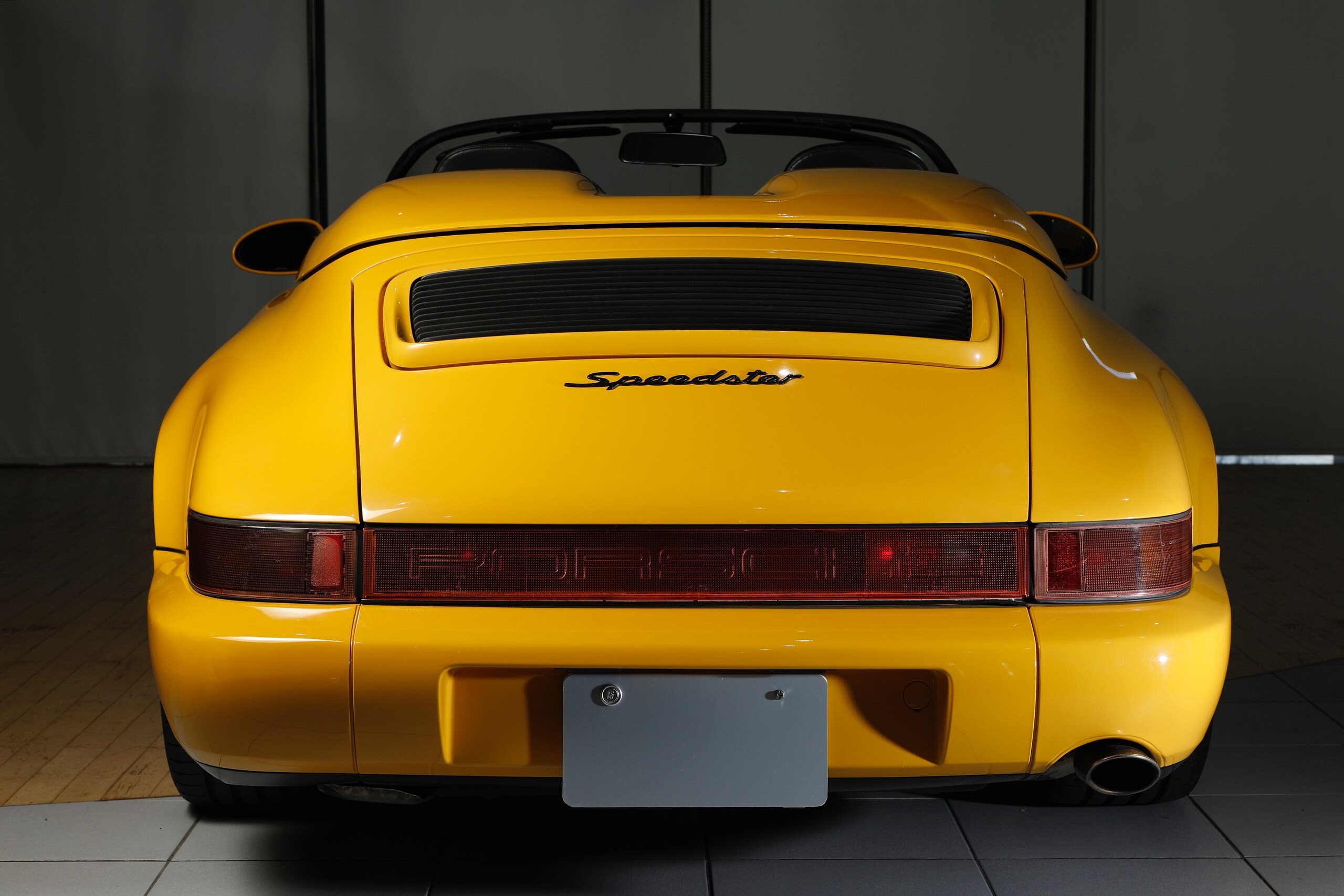 Porsche 911 Speedster (photo: 2)