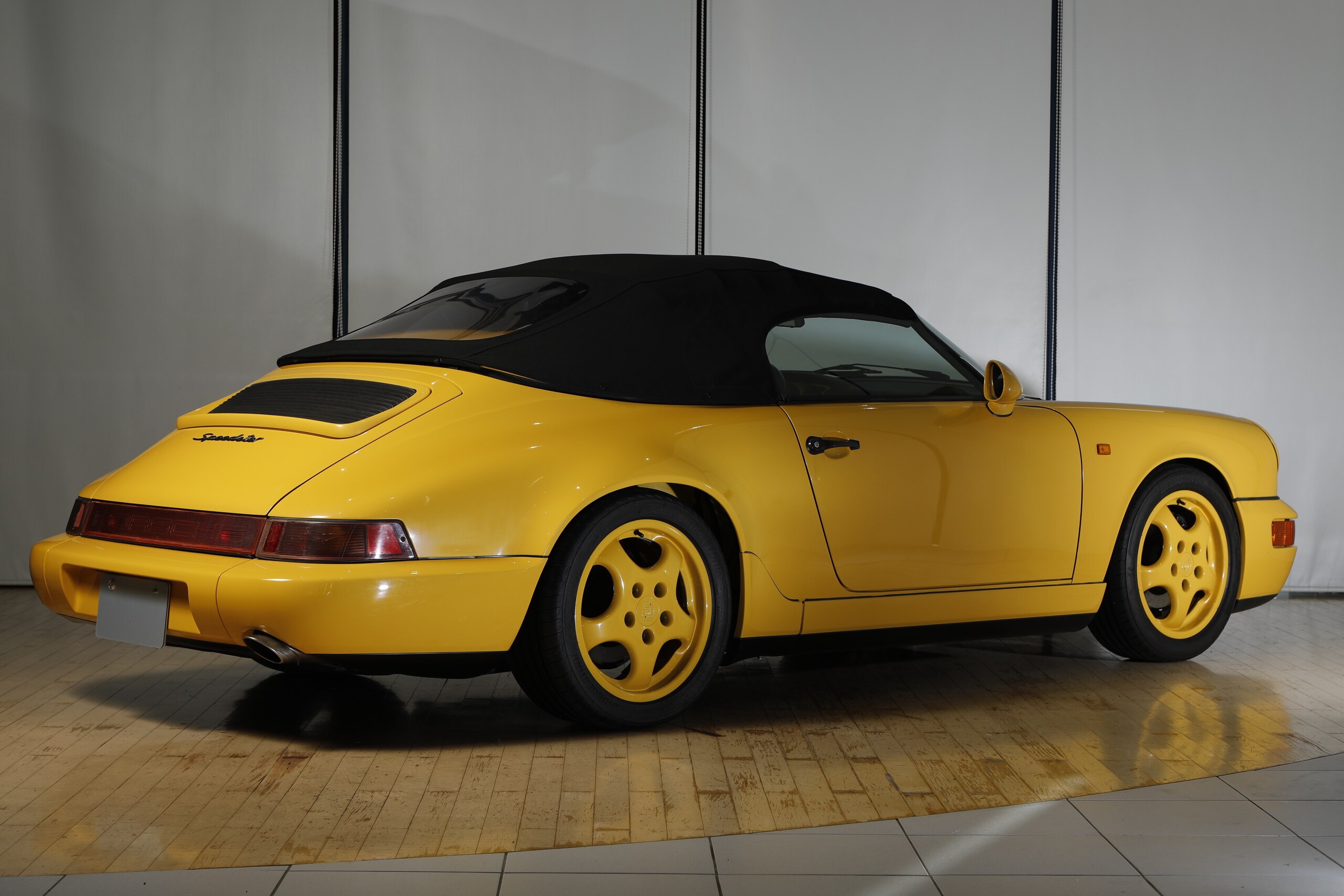 Porsche 911 Speedster (photo: 3)