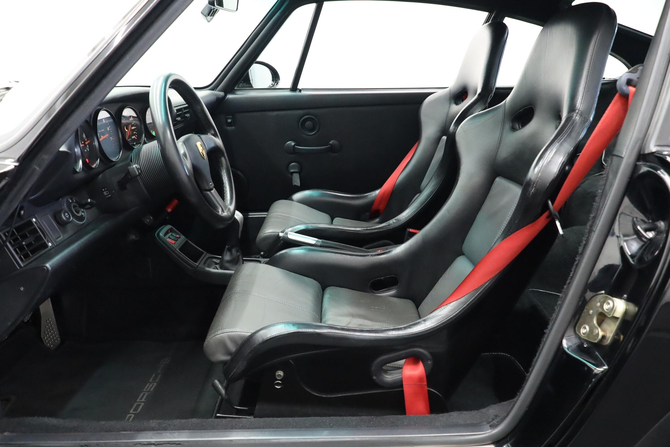 Porsche 911 Carrera RS (photo: 8)