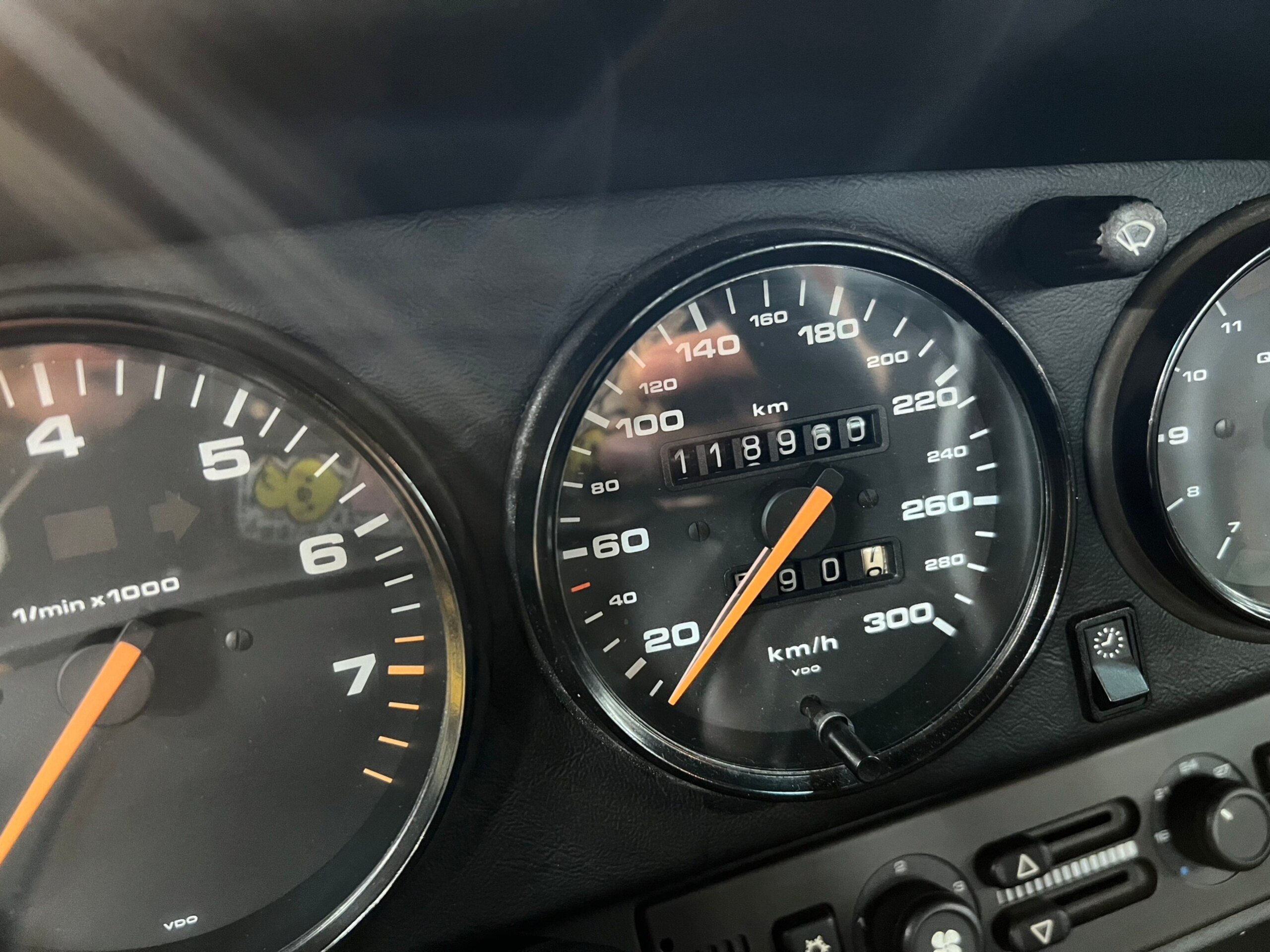 Porsche 911 Carrera (photo: 8)