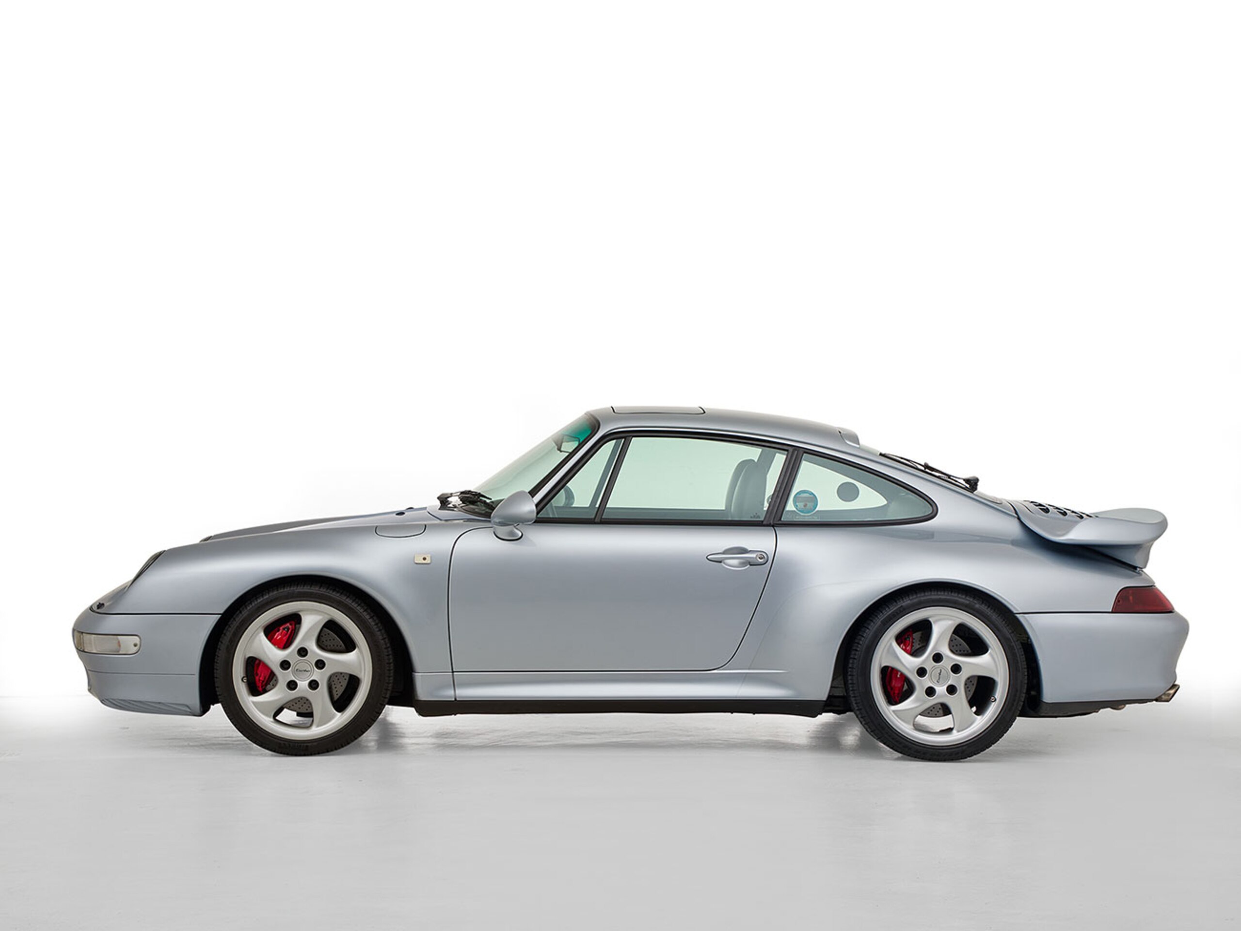 Porsche 911 Turbo (photo: 1)
