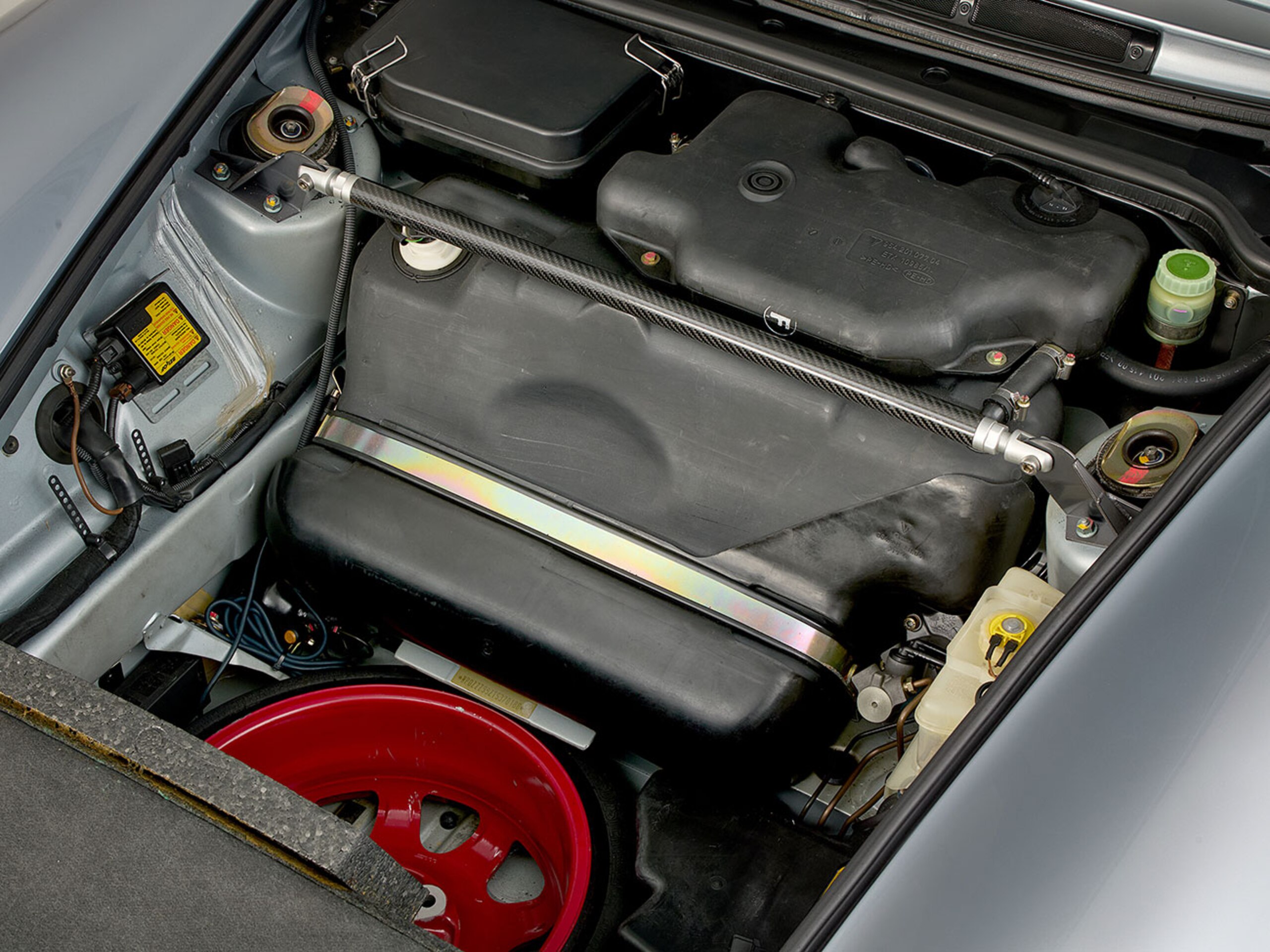 Porsche 911 Turbo (photo: 11)