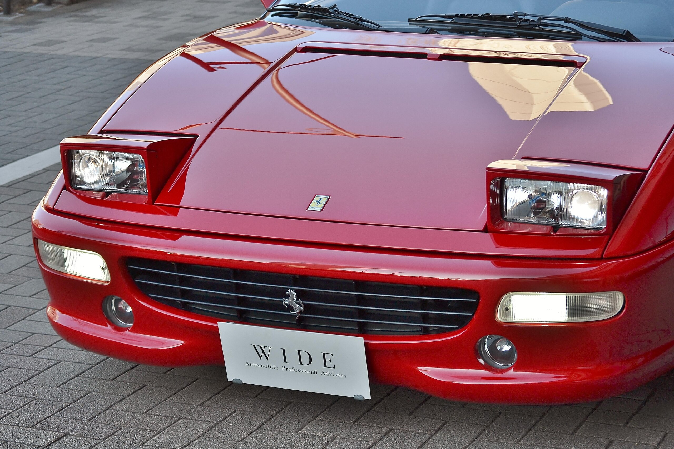 Ferrari F355 Berlinetta (photo: 16)