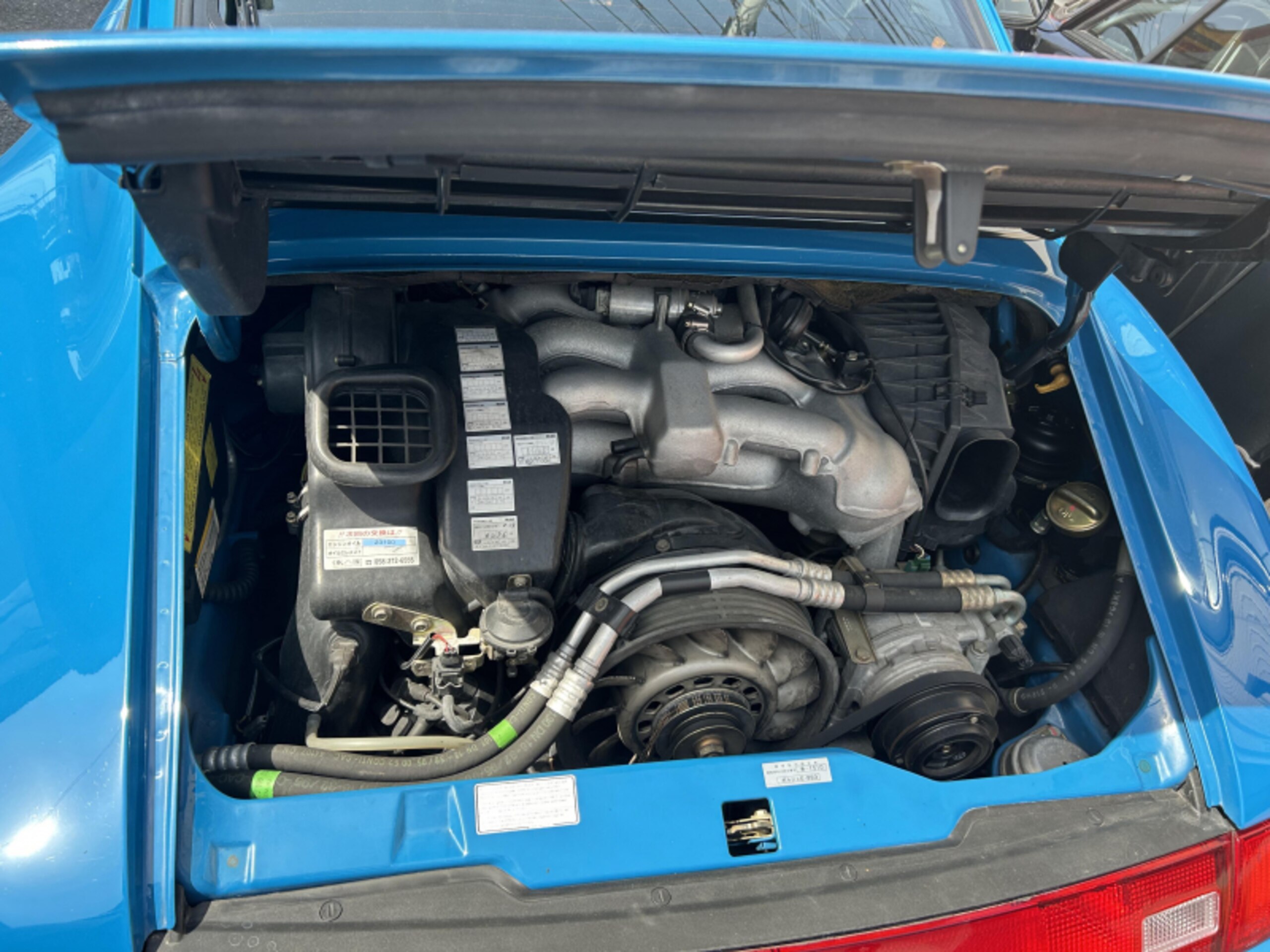 Porsche 911 Carrera (photo: 12)