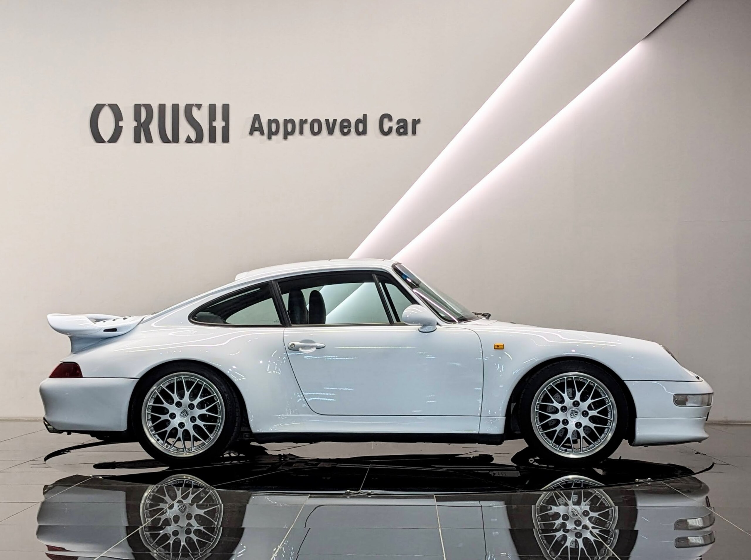 Porsche 911 Carrera S (photo: 5)