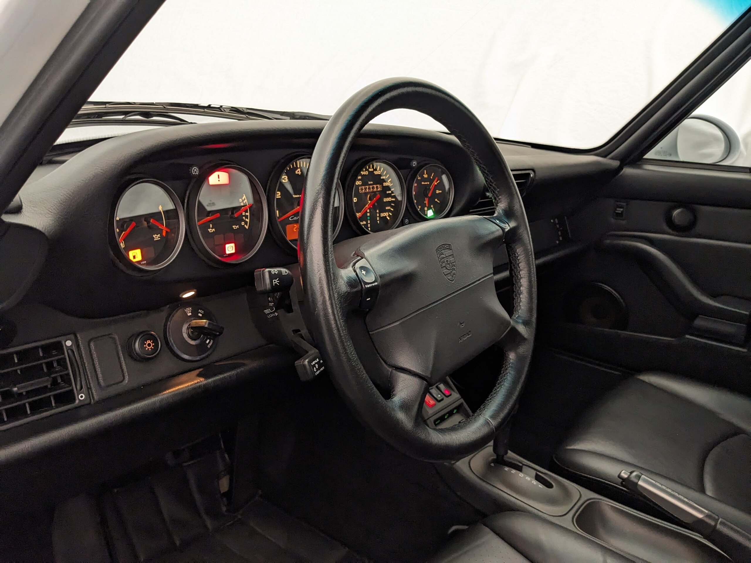 Porsche 911 Carrera S (photo: 7)