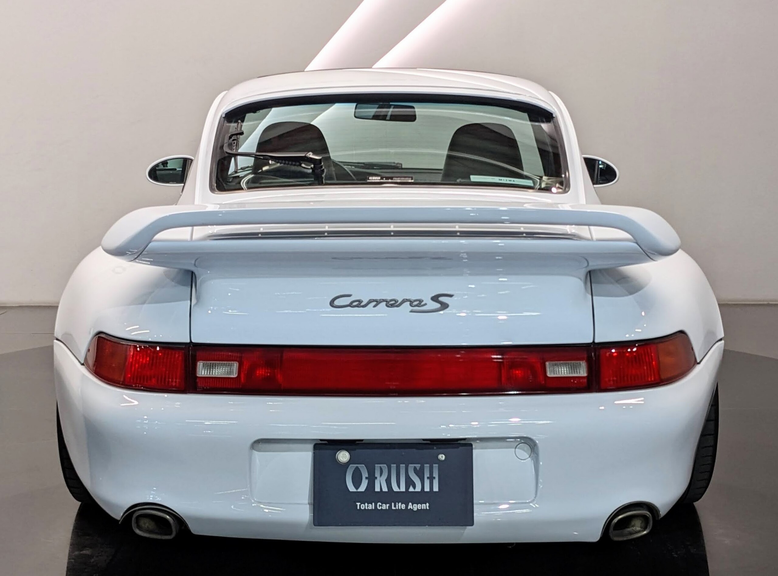 Porsche 911 Carrera S (photo: 2)