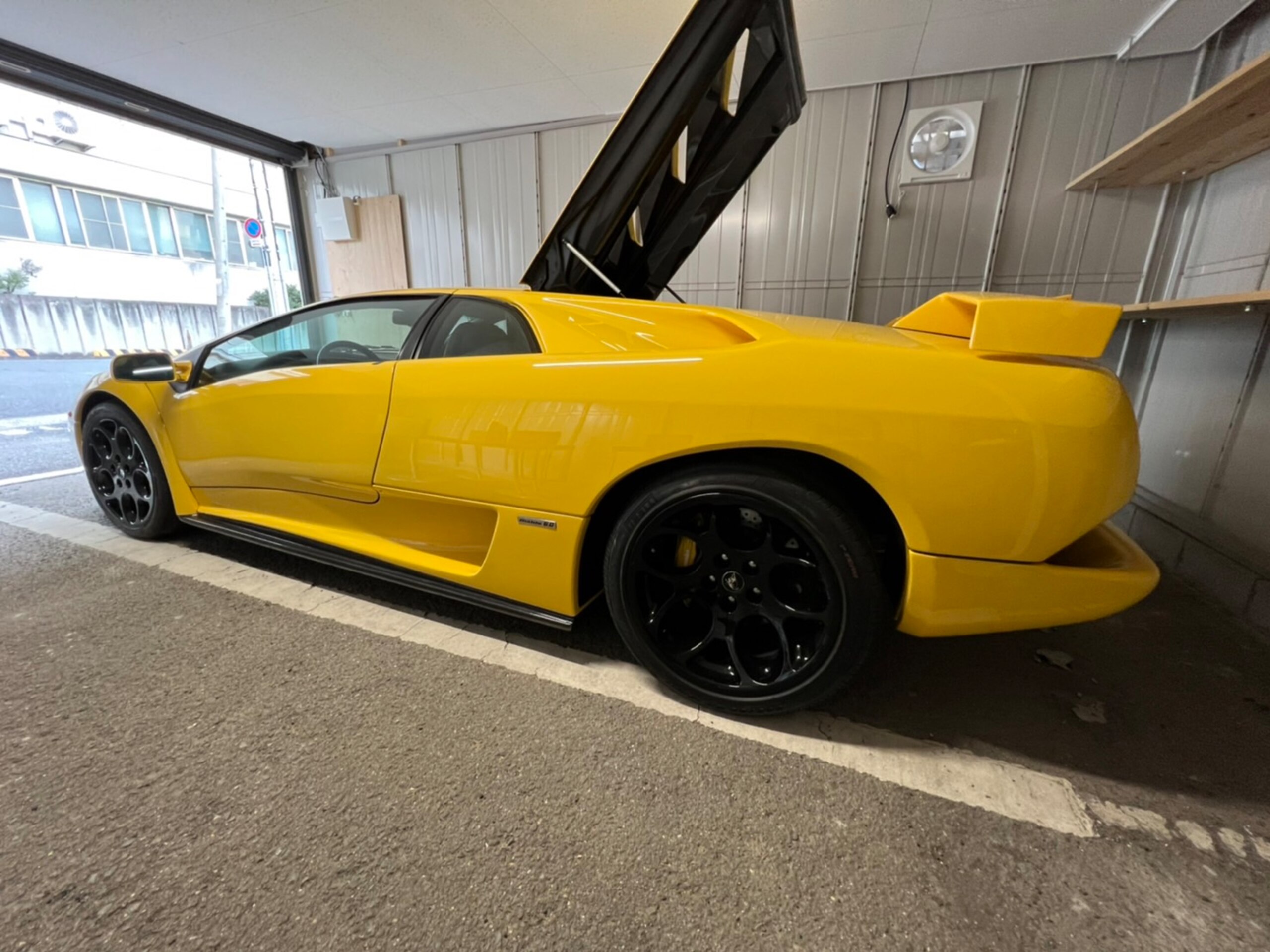 Lamborghini Diablo VT (photo: 1)