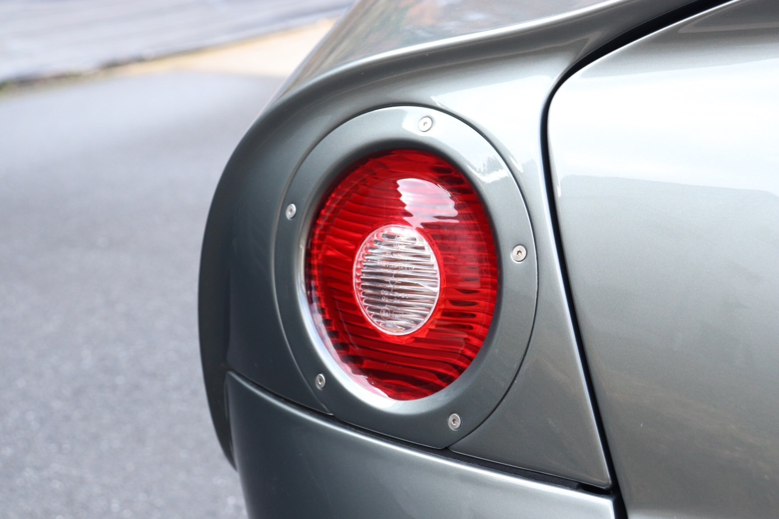 Aston Martin DB7 Zagato (photo: 24)