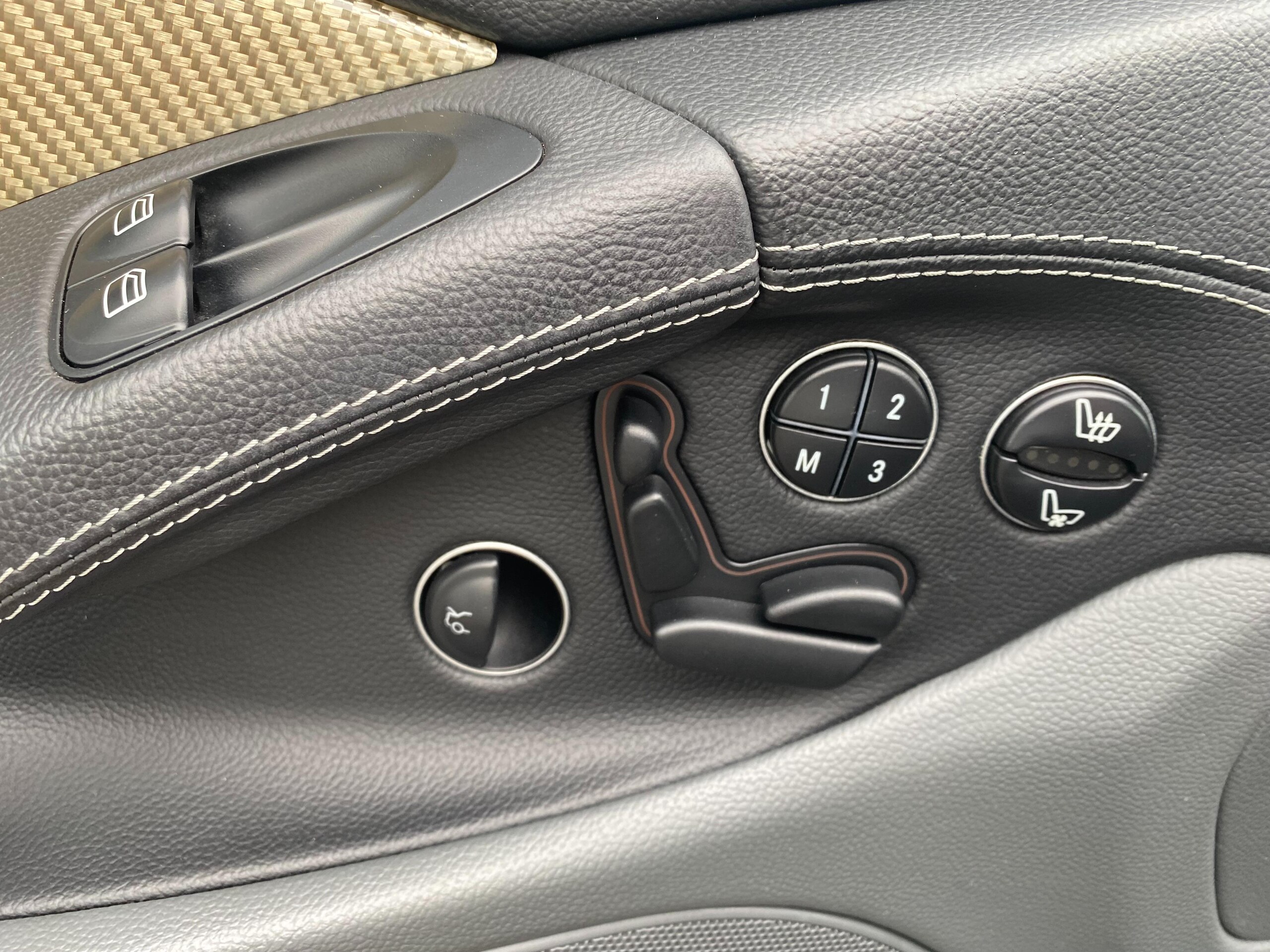 Mercedes Benz SL55 - Brabus K8 (photo: 11)