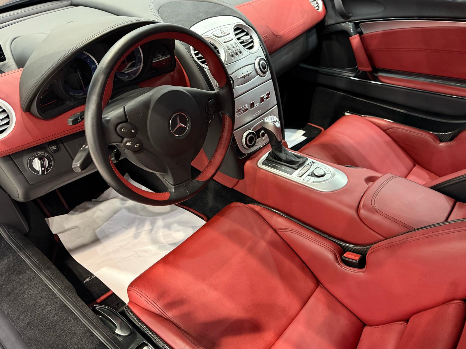 Mercedes Benz SLR McLaren (photo: 7)