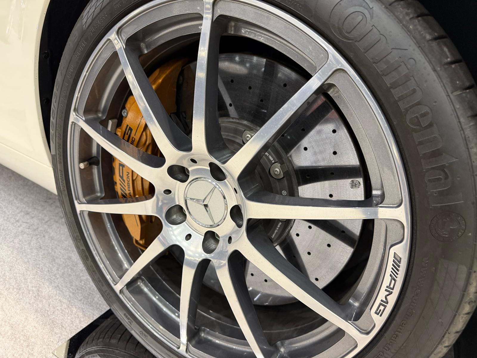 Mercedes Benz SLR McLaren (photo: 6)