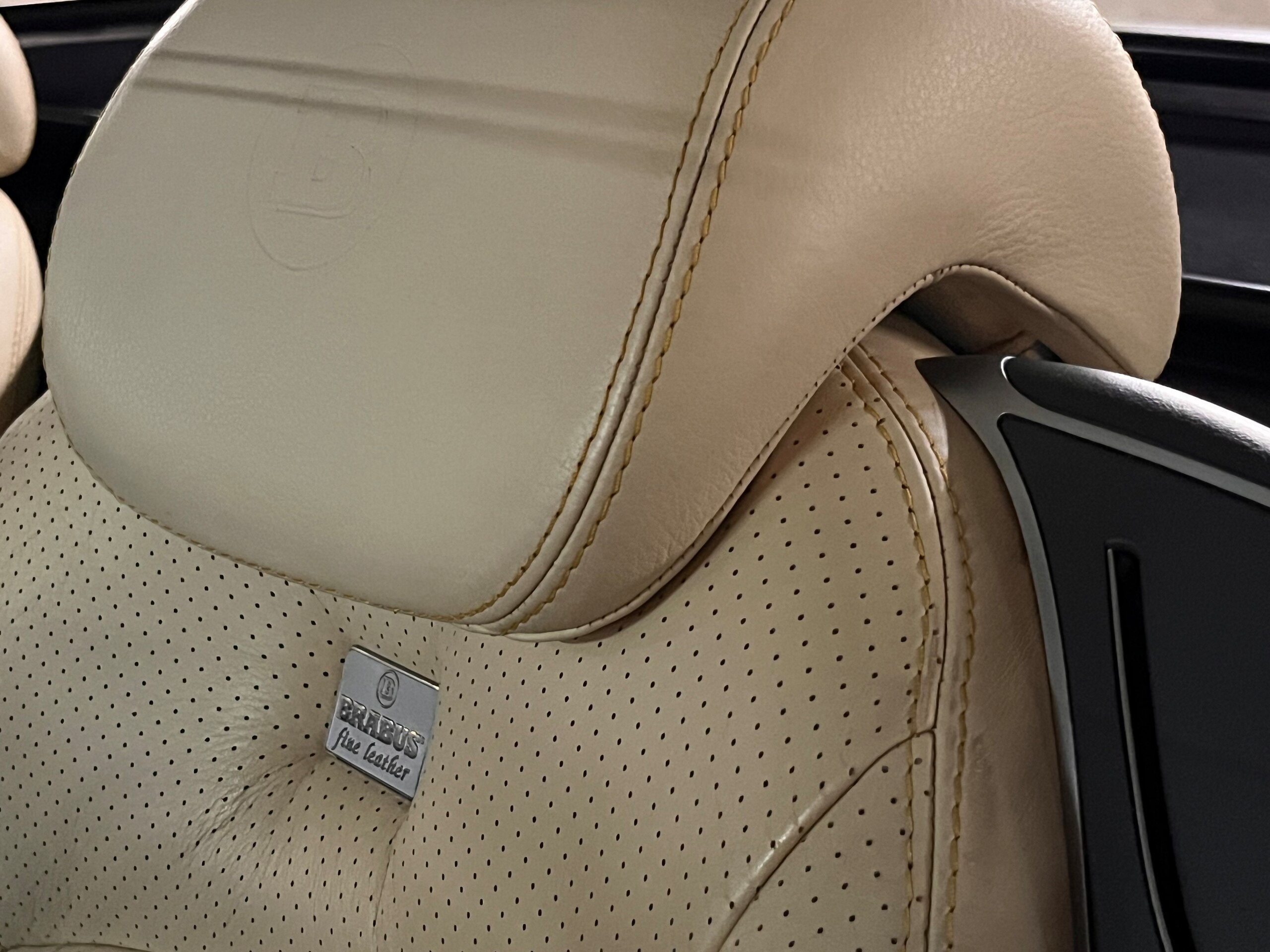 Mercedes Benz SL55 - Brabus K8 (photo: 6)