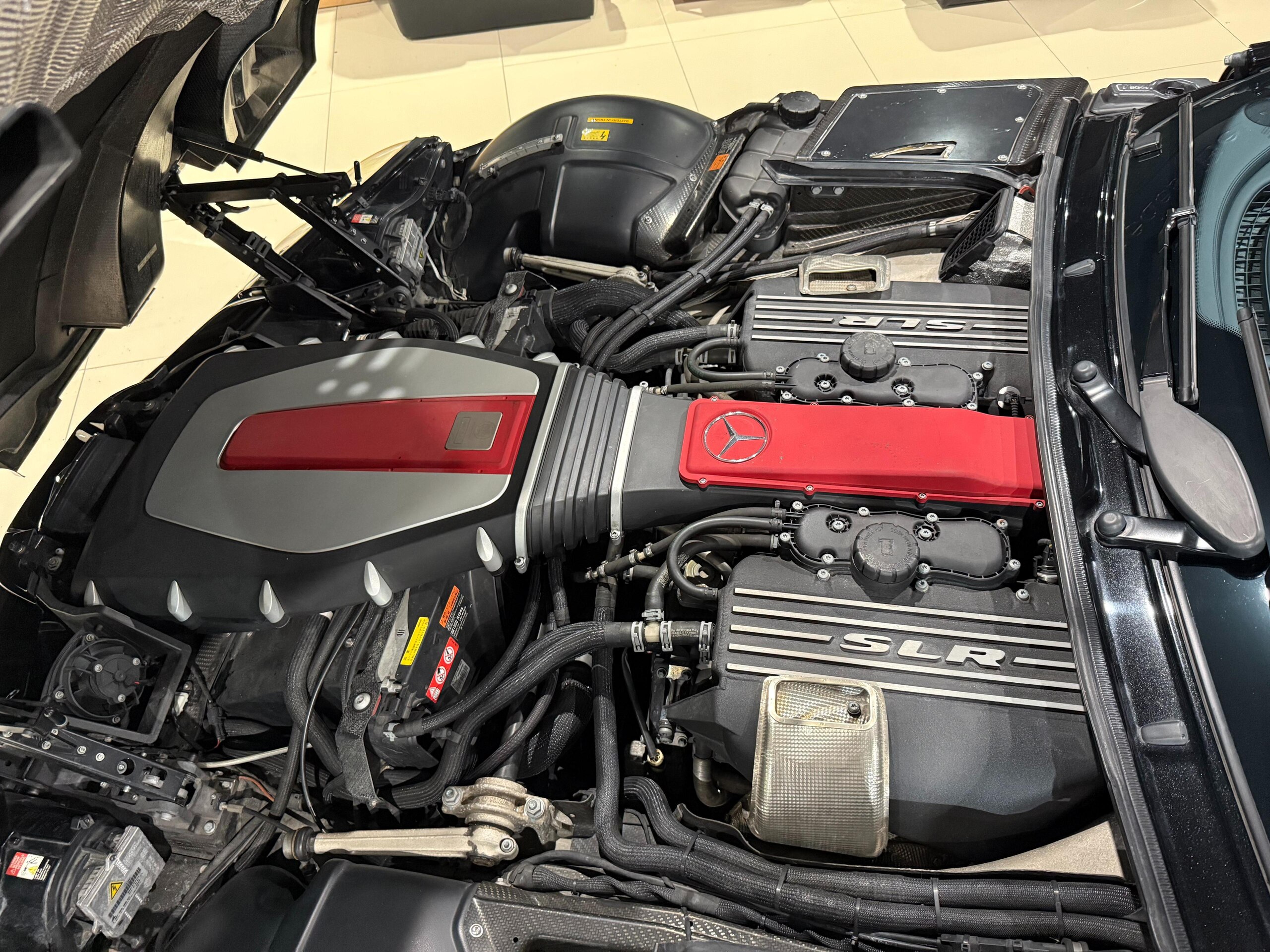 Mercedes Benz SLR McLaren (photo: 17)