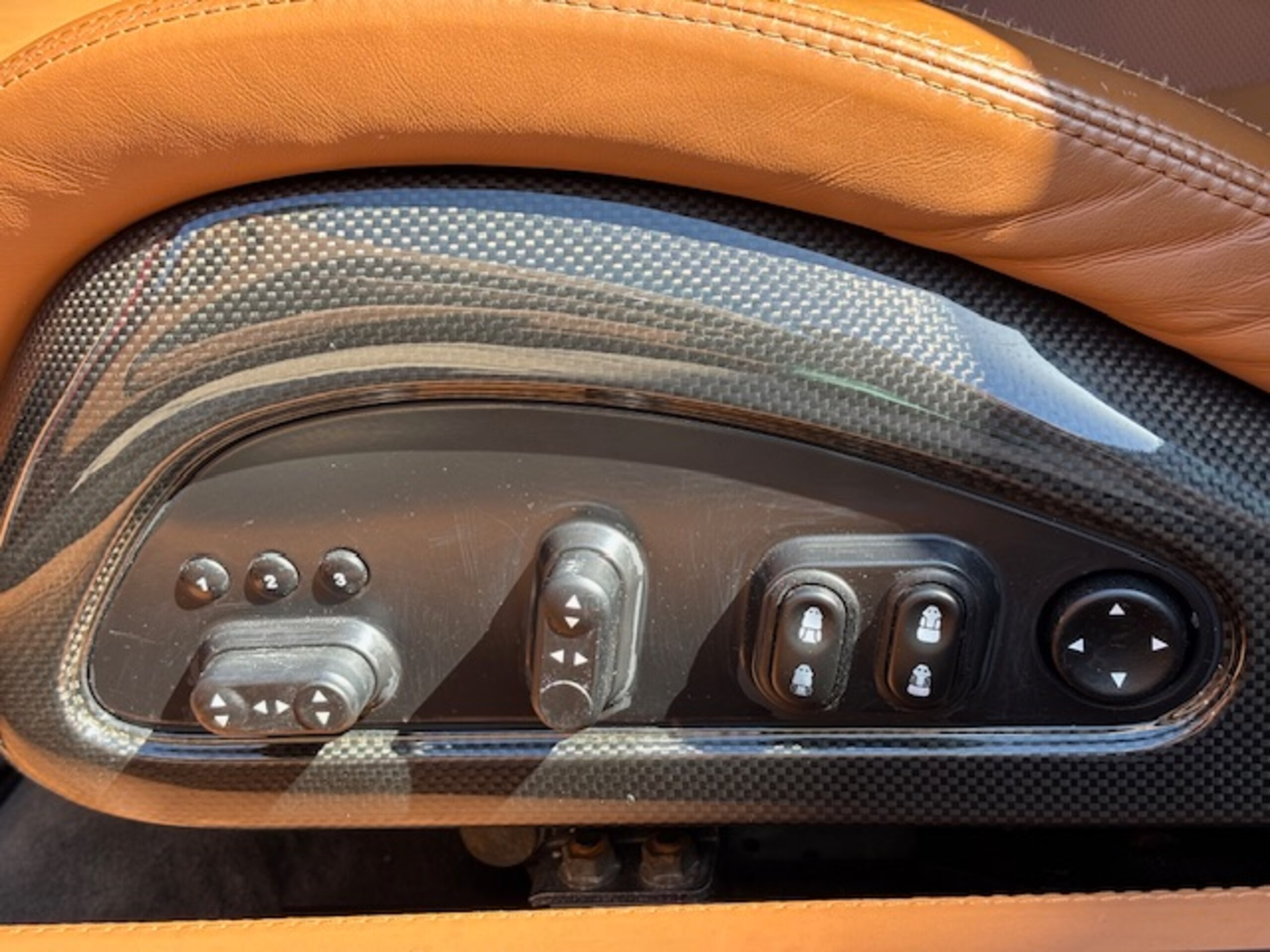 Ferrari 599 GTB Fiorano (photo: 11)