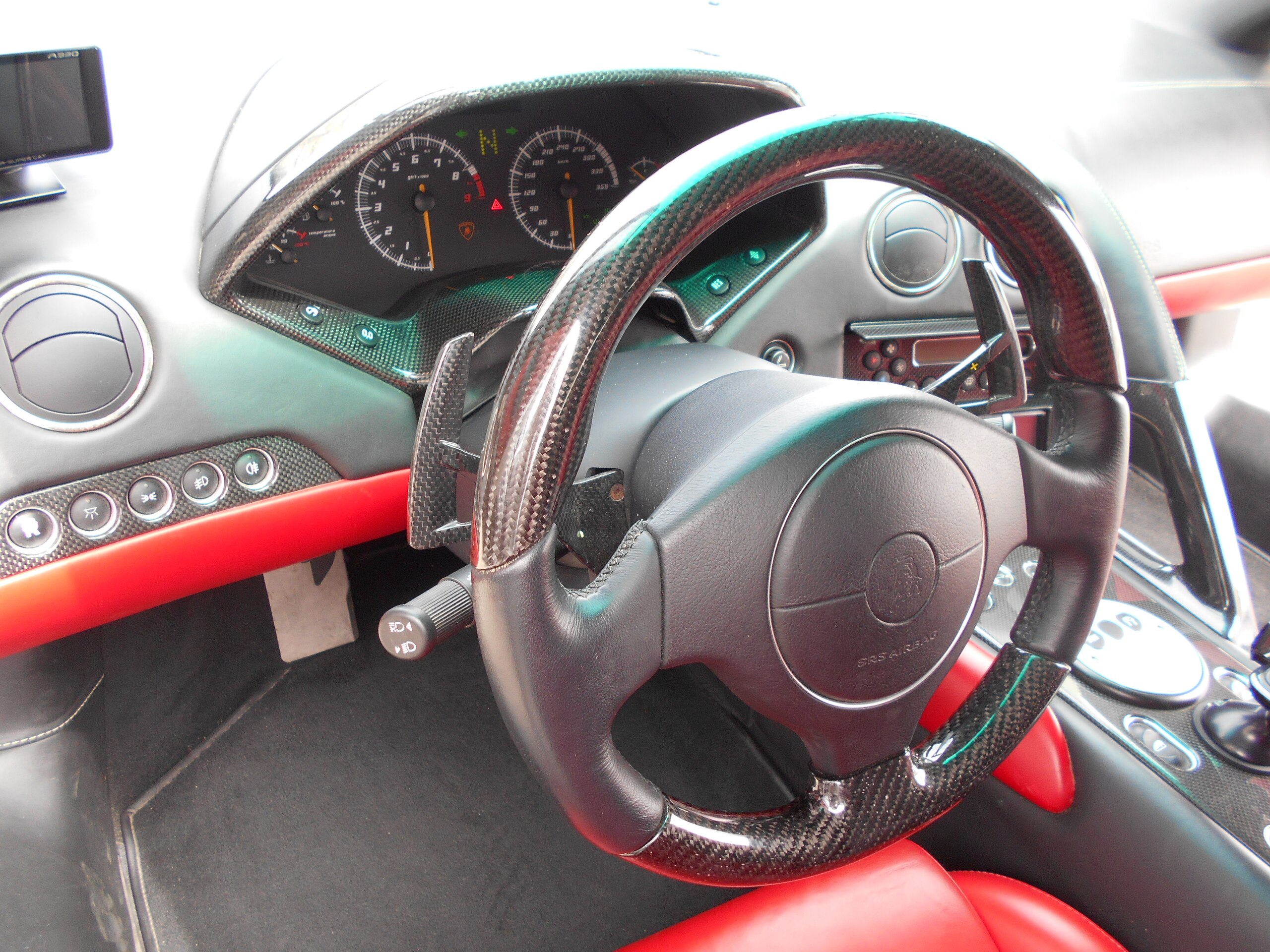 Lamborghini Murcielago LP640 (photo: 7)