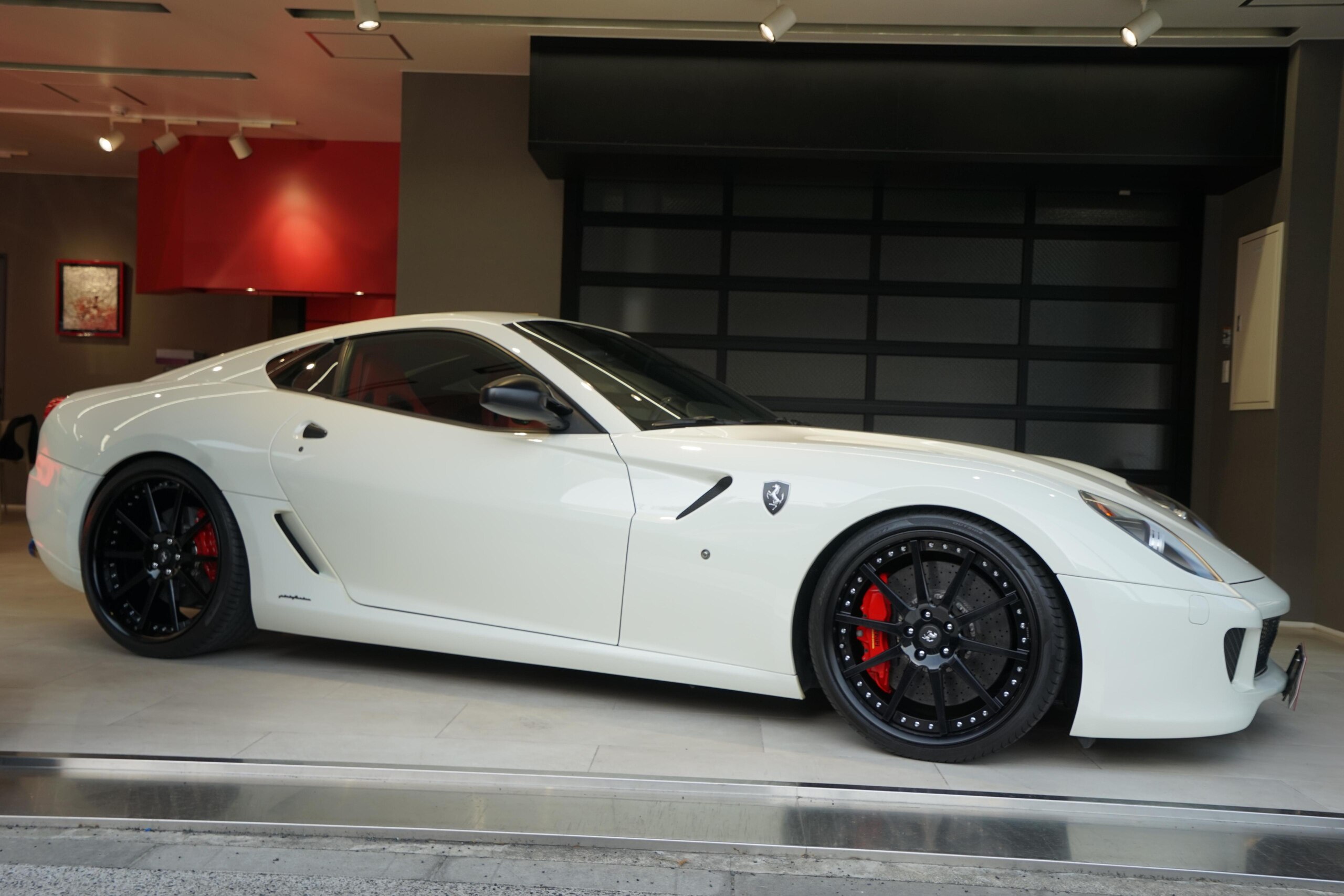 Ferrari 599 GTB (photo: 1)