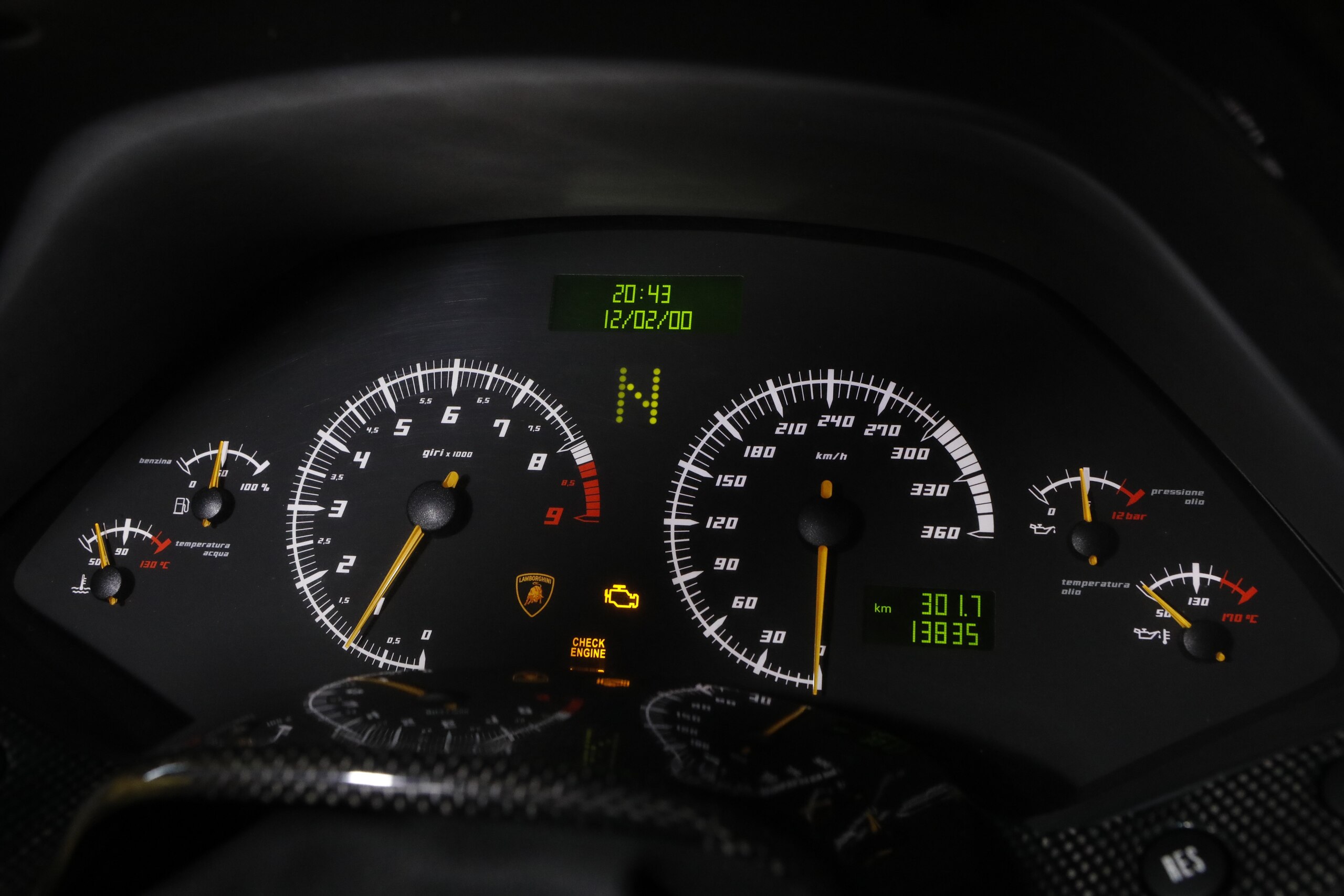 Lamborghini Murcielago LP640 (photo: 9)