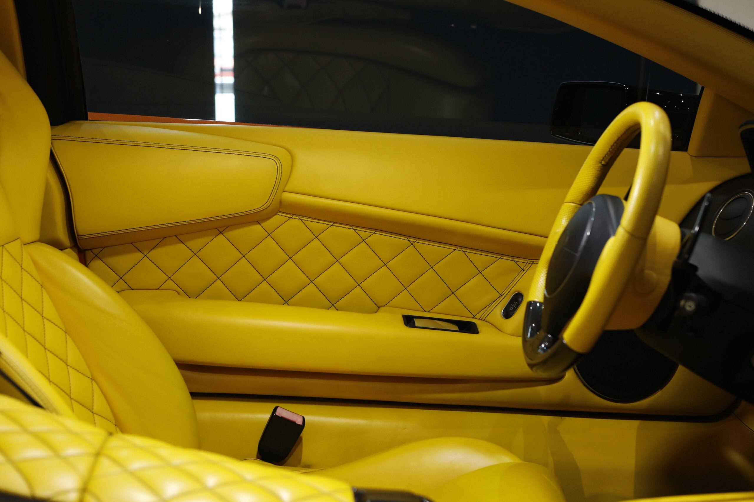 Lamborghini Murcielago LP640 (photo: 8)