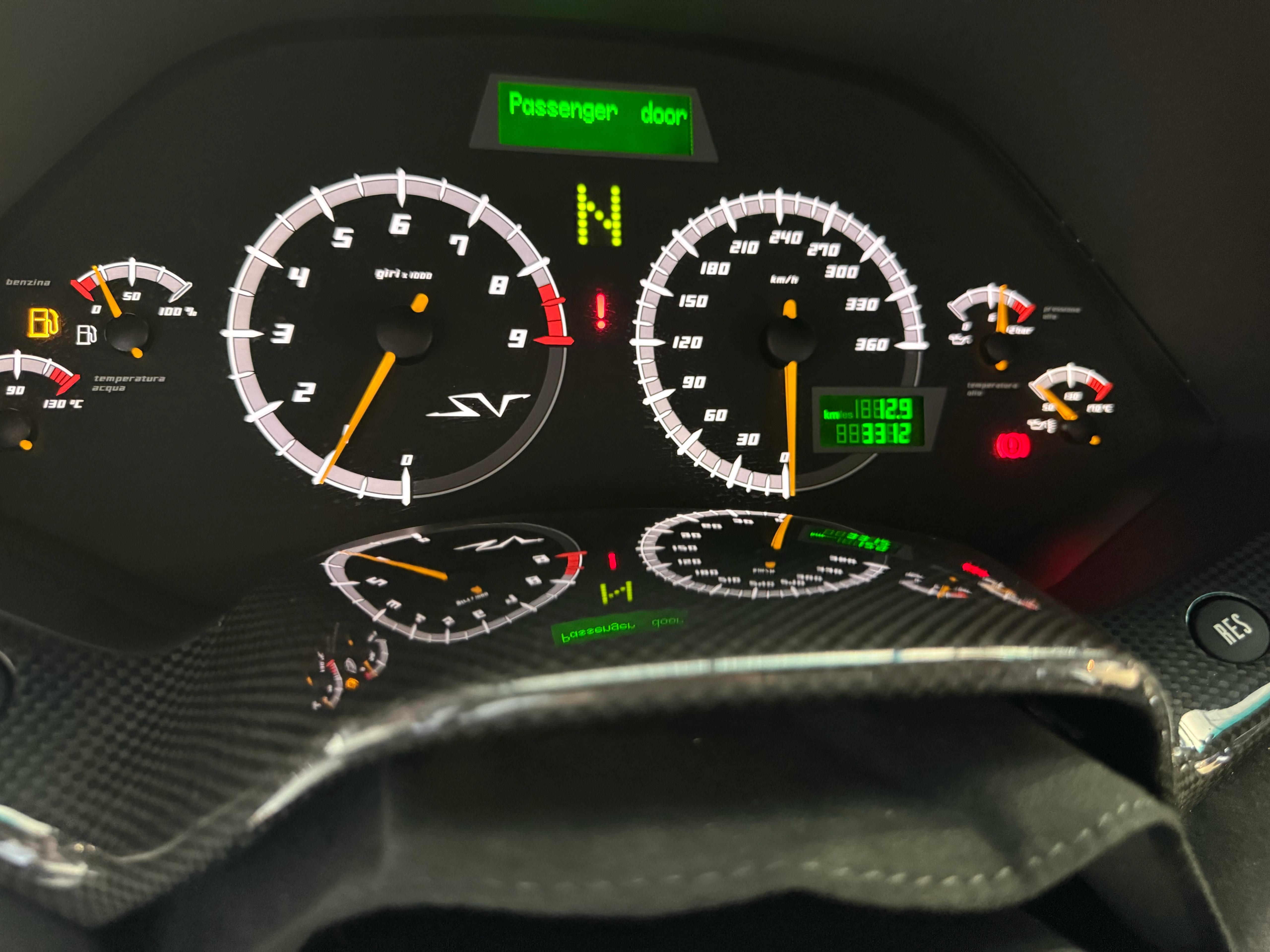 Lamborghini Murcielago LP670-4 SV (photo: 11)