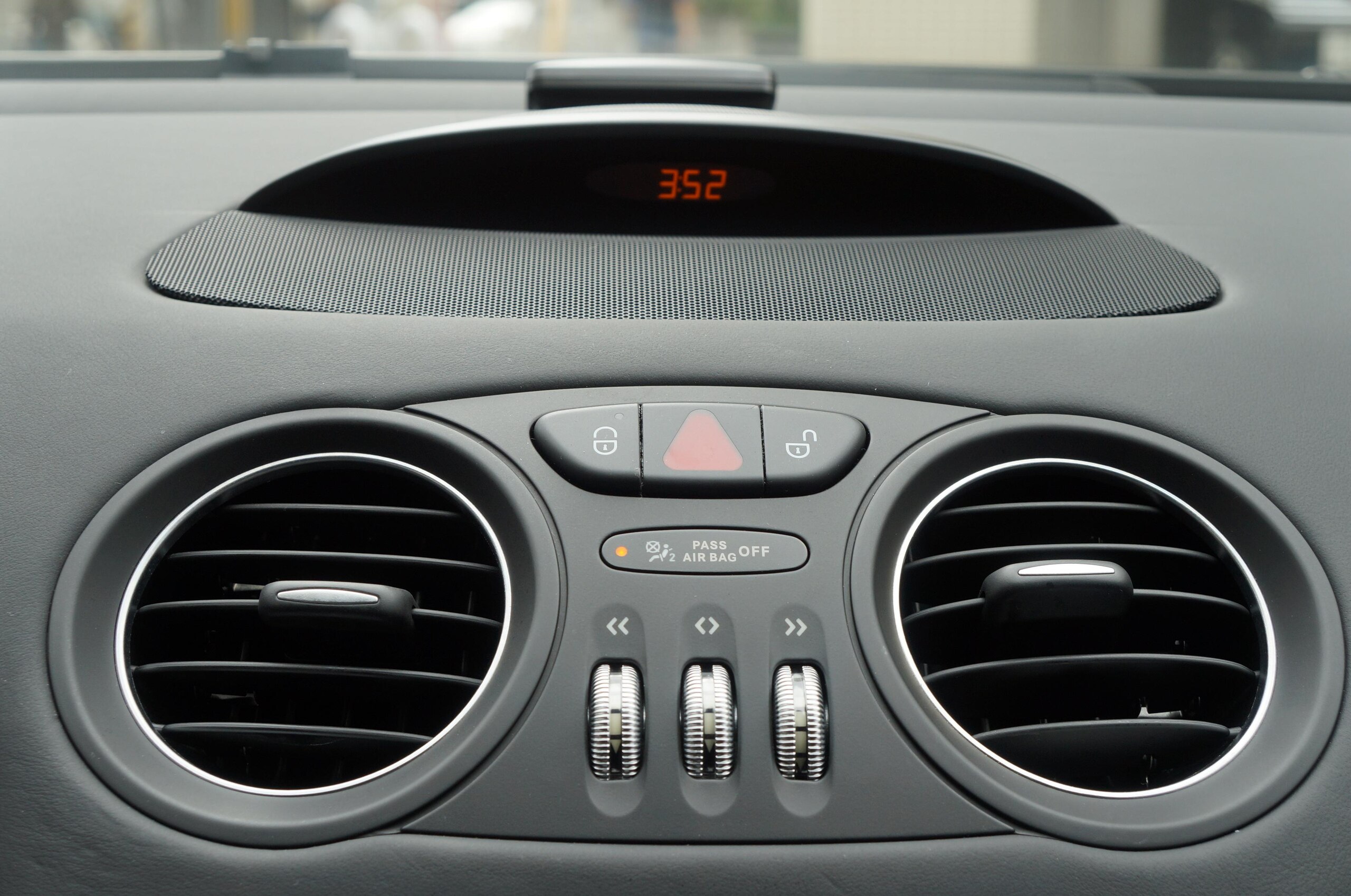 Mercedes Benz SL65 AMG (photo: 12)