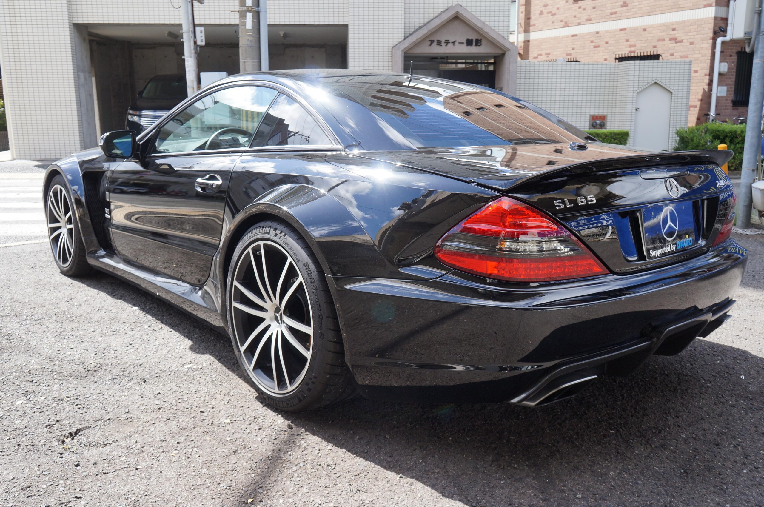 Mercedes Benz SL65 AMG (photo: 5)