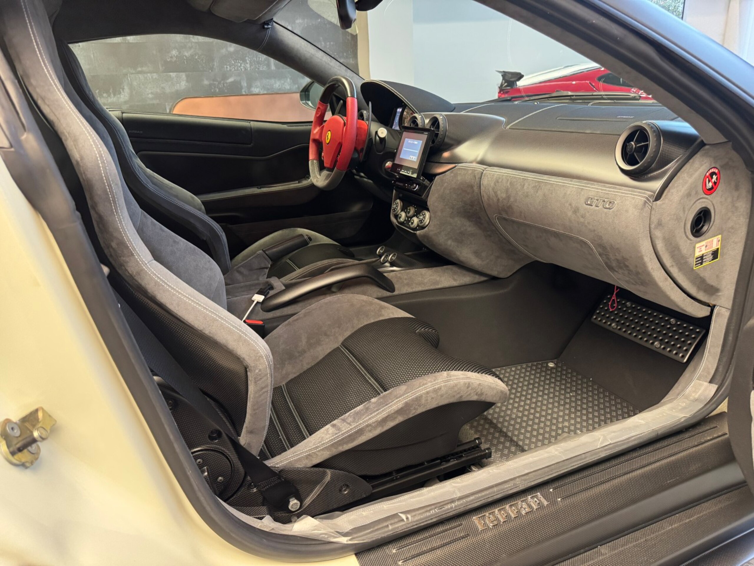 Ferrari 599GTO (photo: 13)