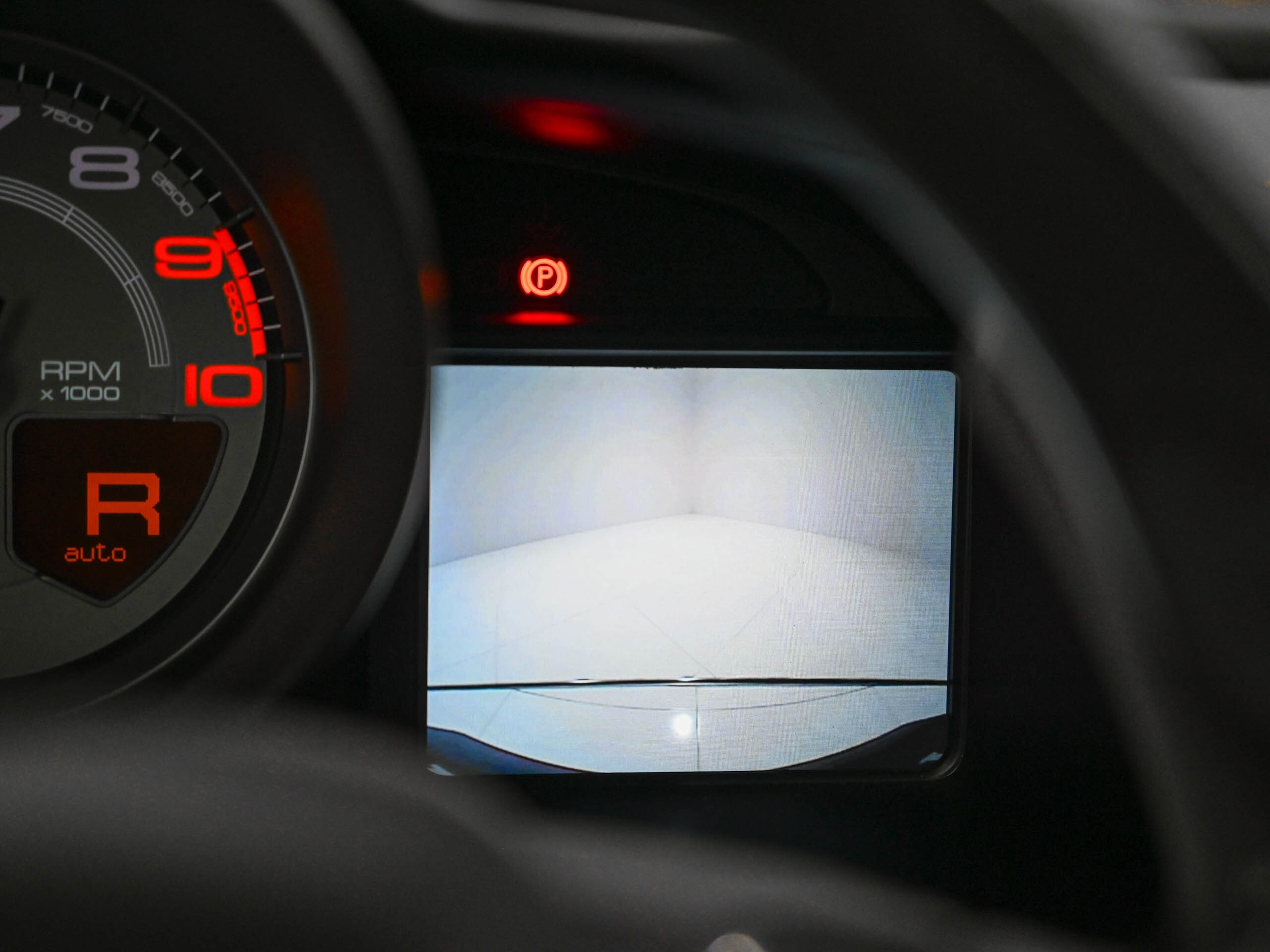 Ferrari 458 Italia F1 DCT (photo: 13)