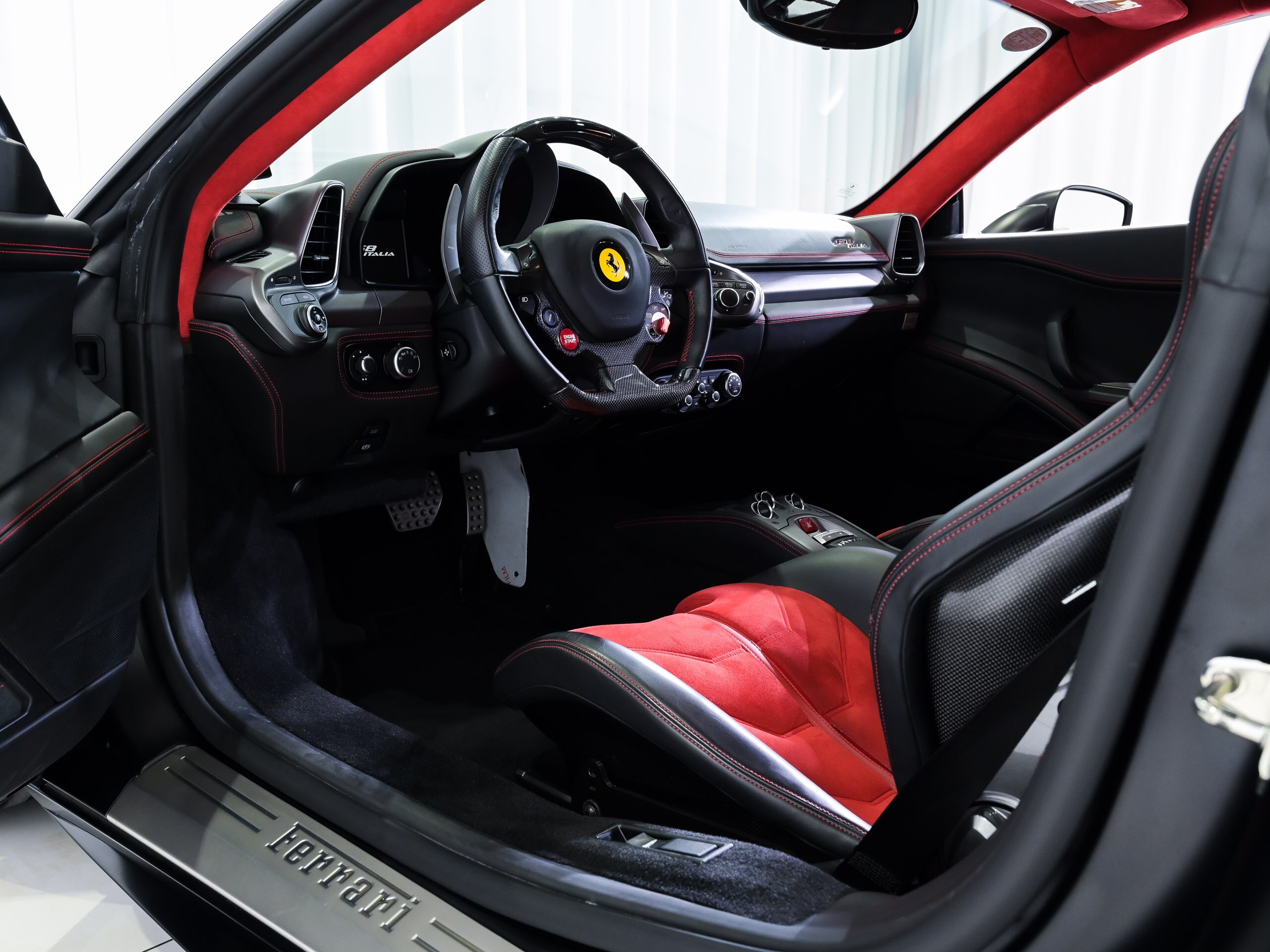 Ferrari 458 Italia F1 DCT (photo: 8)