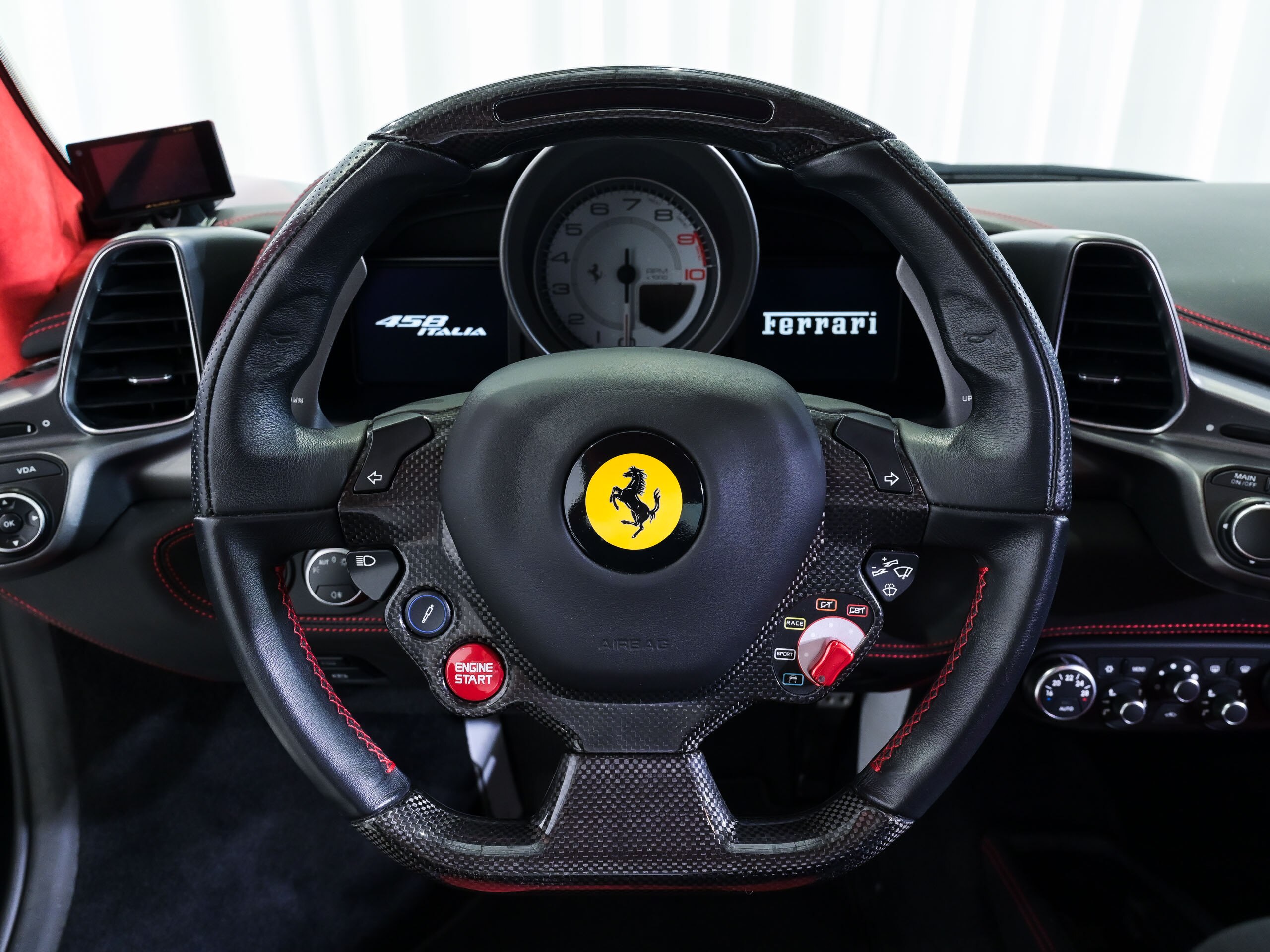 Ferrari 458 Italia F1 DCT (photo: 11)