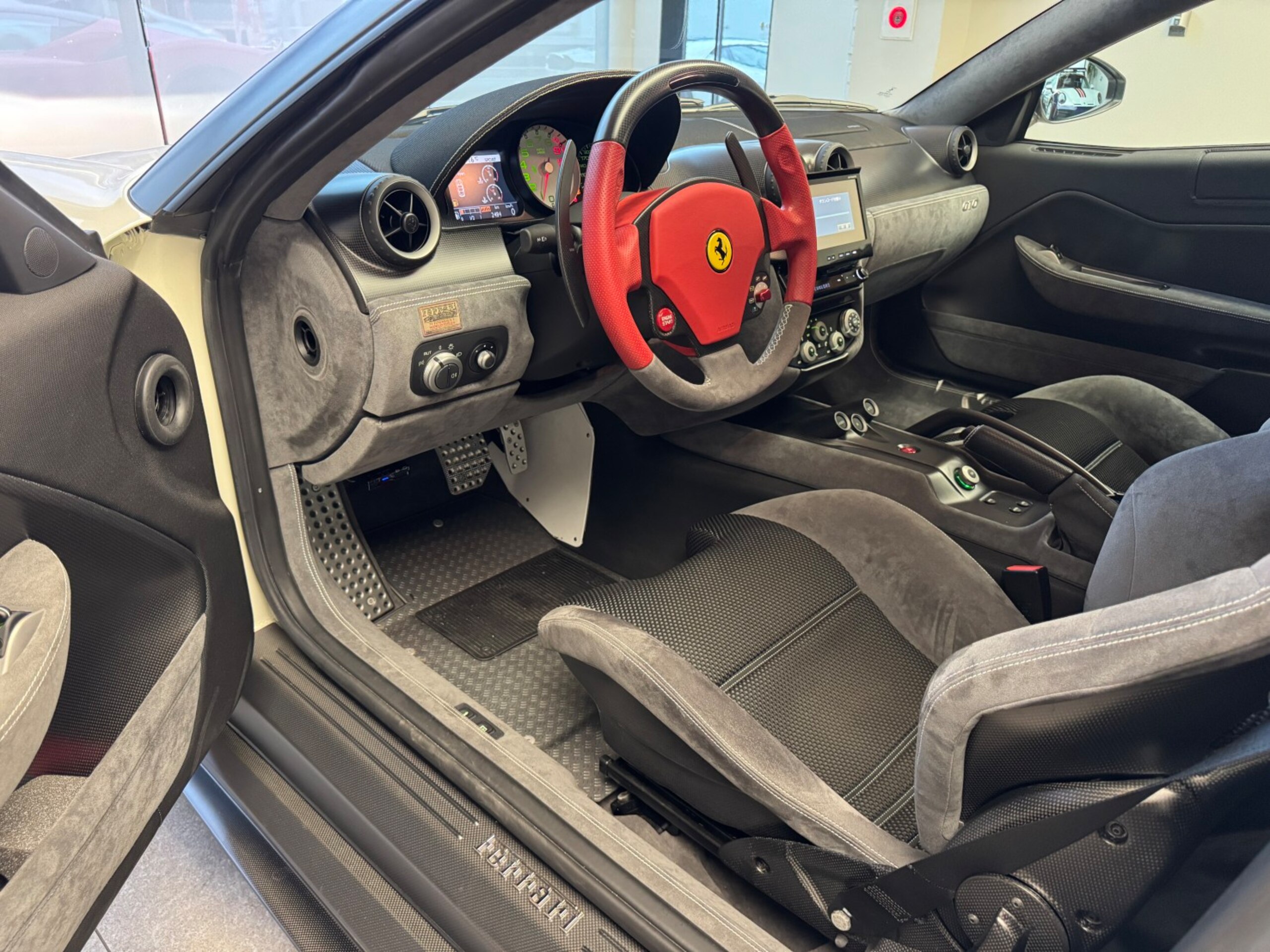 Ferrari 599GTO (photo: 8)