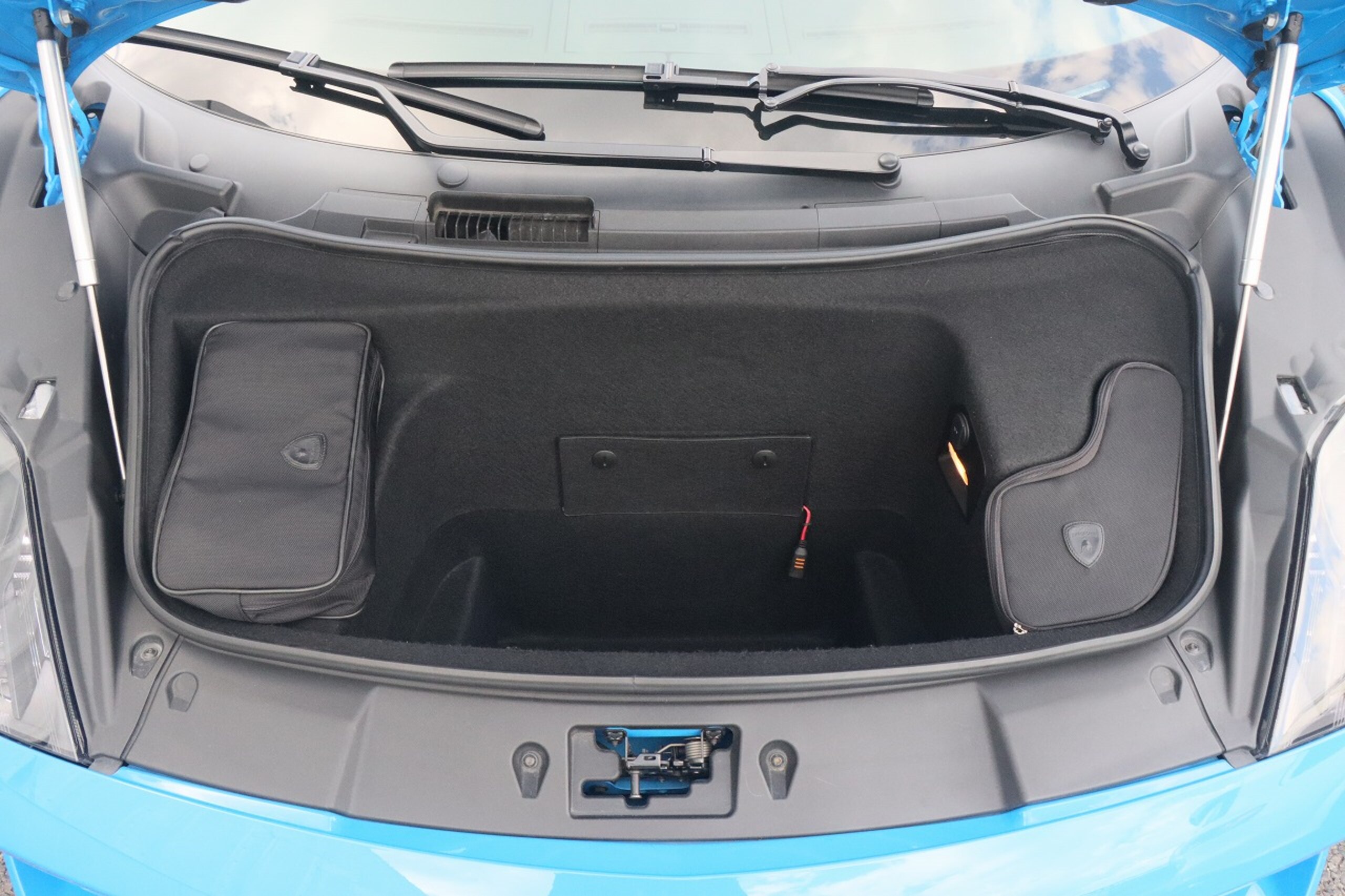 Lamborghini Gallardo LP560-4 (photo: 25)