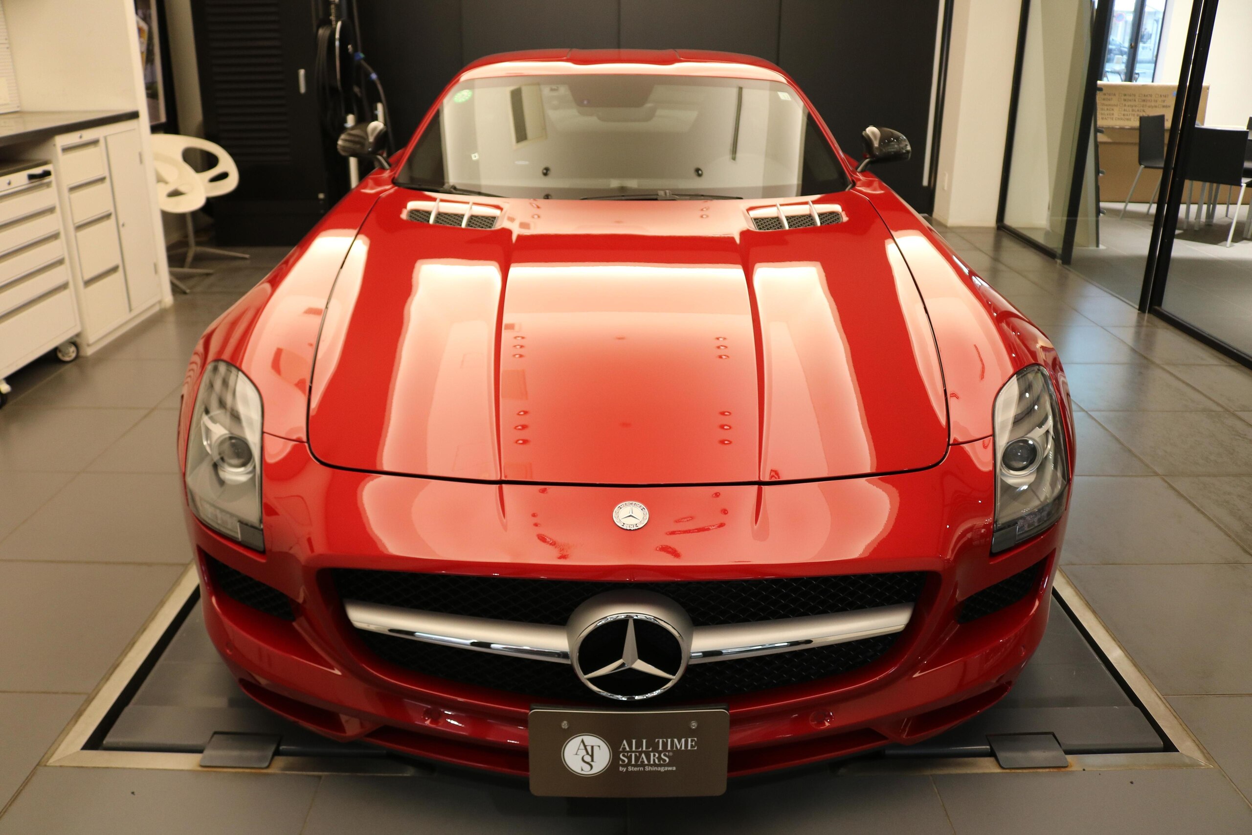 Mercedes Benz SLS AMG (photo: 1)