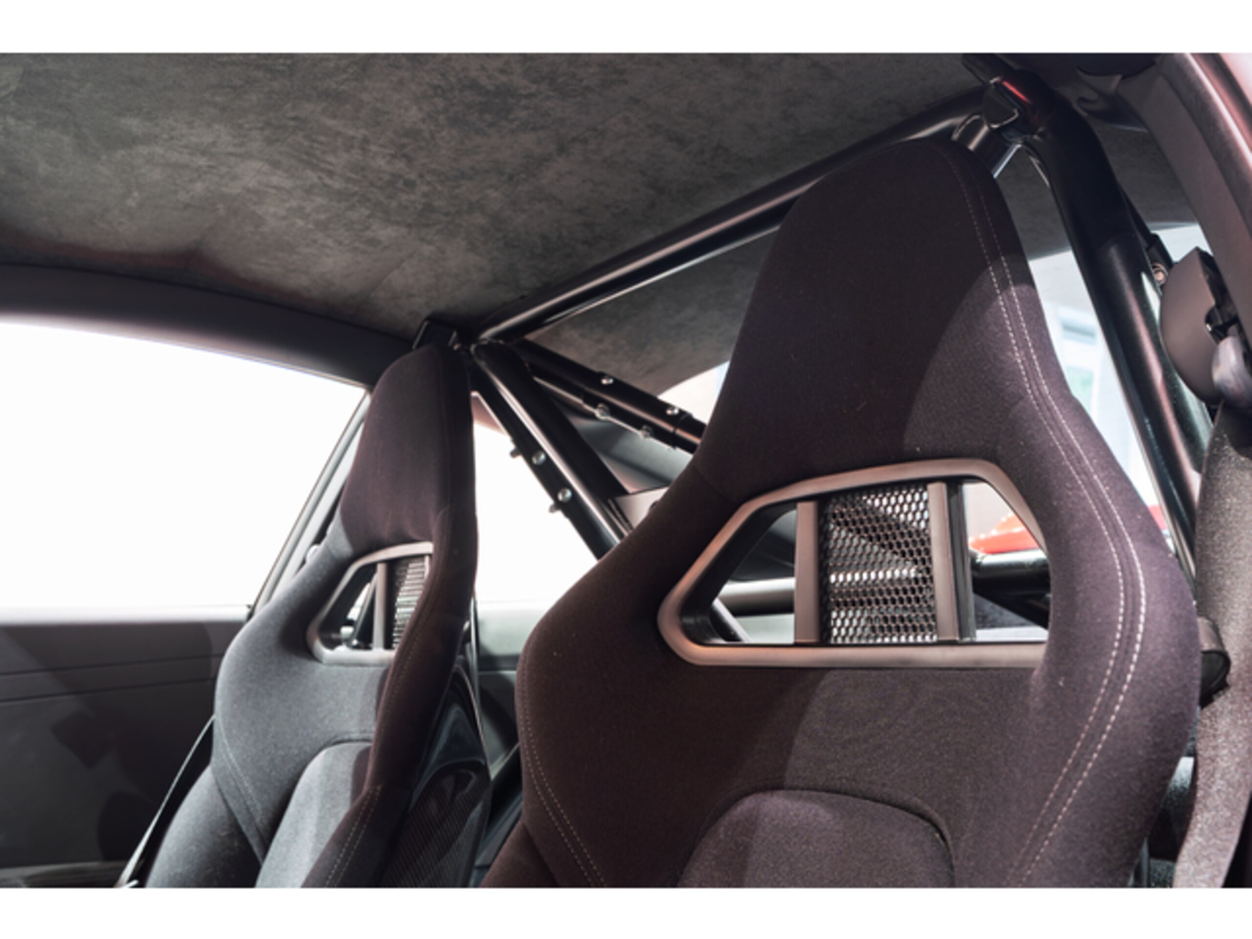 Porsche 911 GT3 (photo: 4)