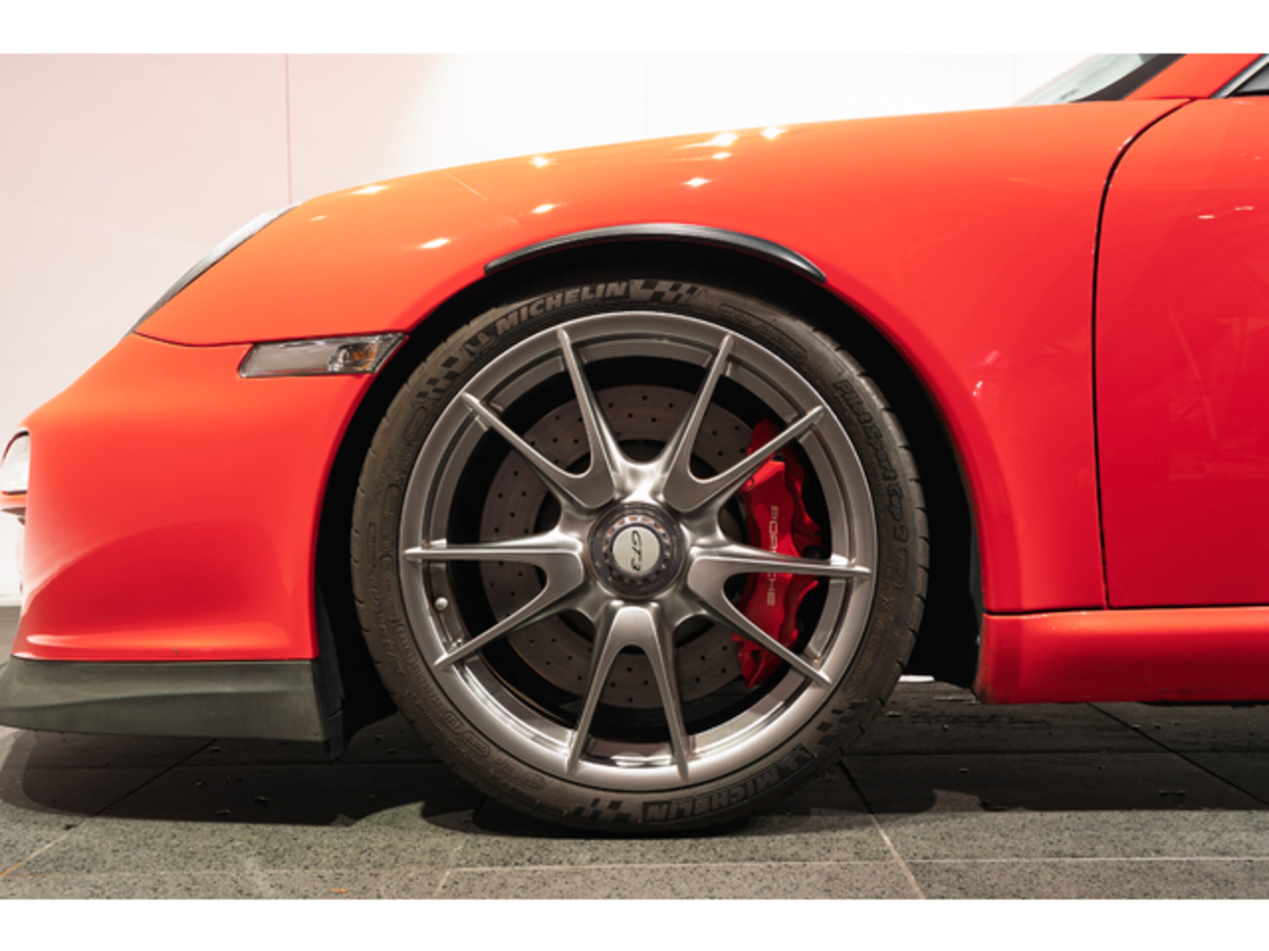 Porsche 911 GT3 (photo: 13)