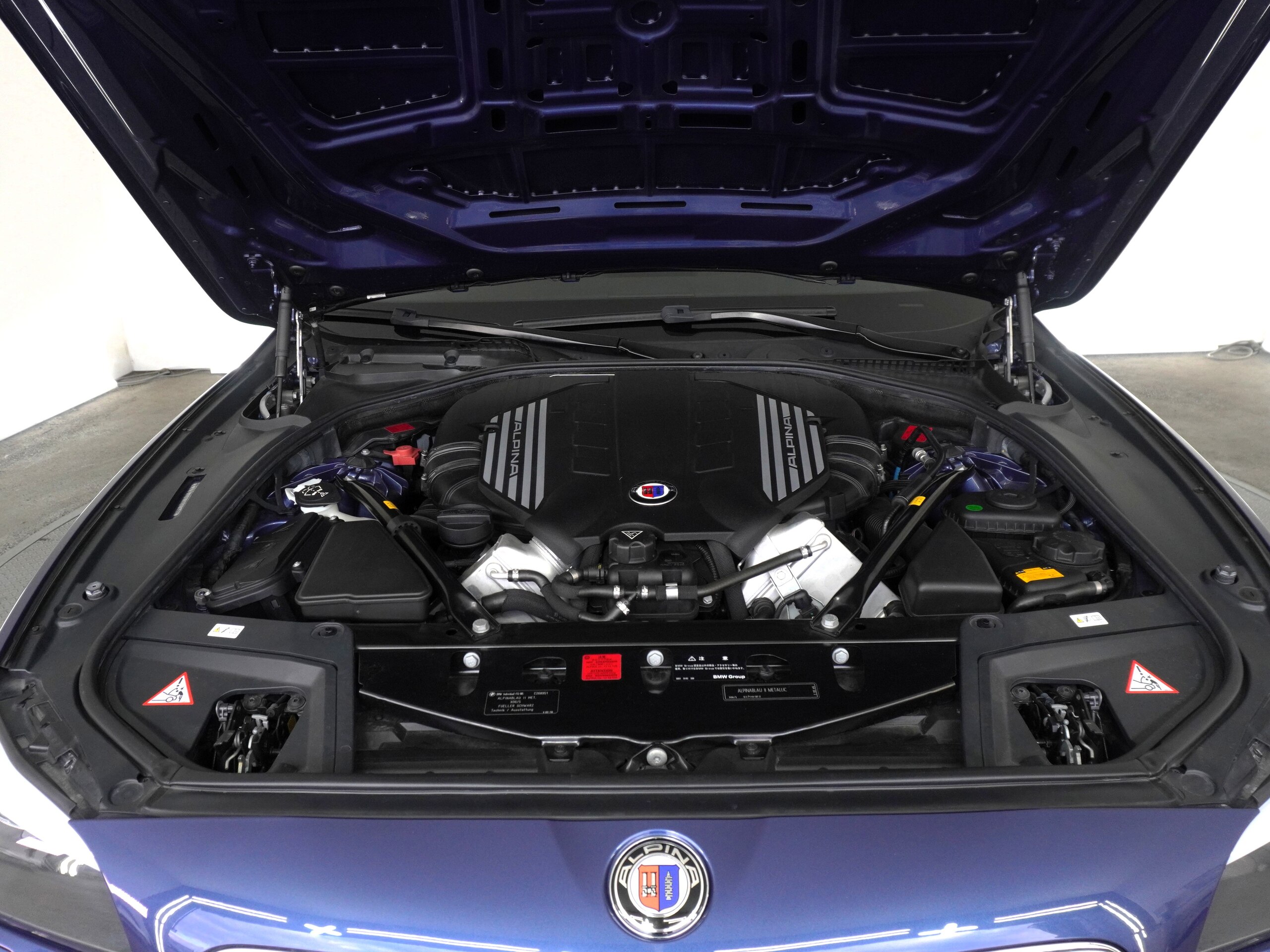 BMW Alpina B5 (photo: 15)