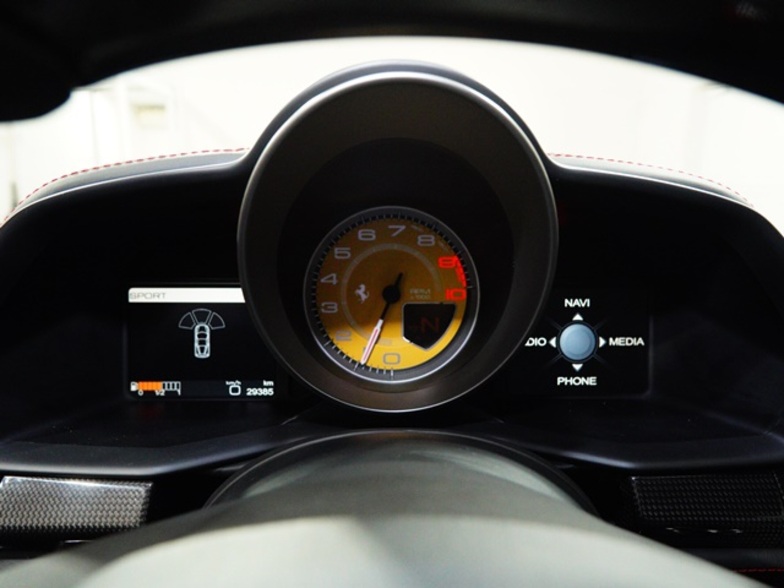 Ferrari 458 Italia F1 DCT (photo: 11)