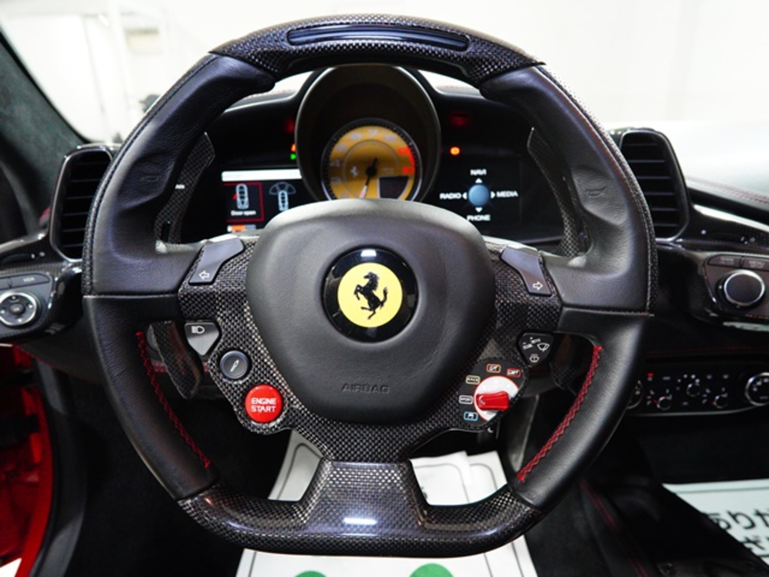 Ferrari 458 Italia F1 DCT (photo: 10)