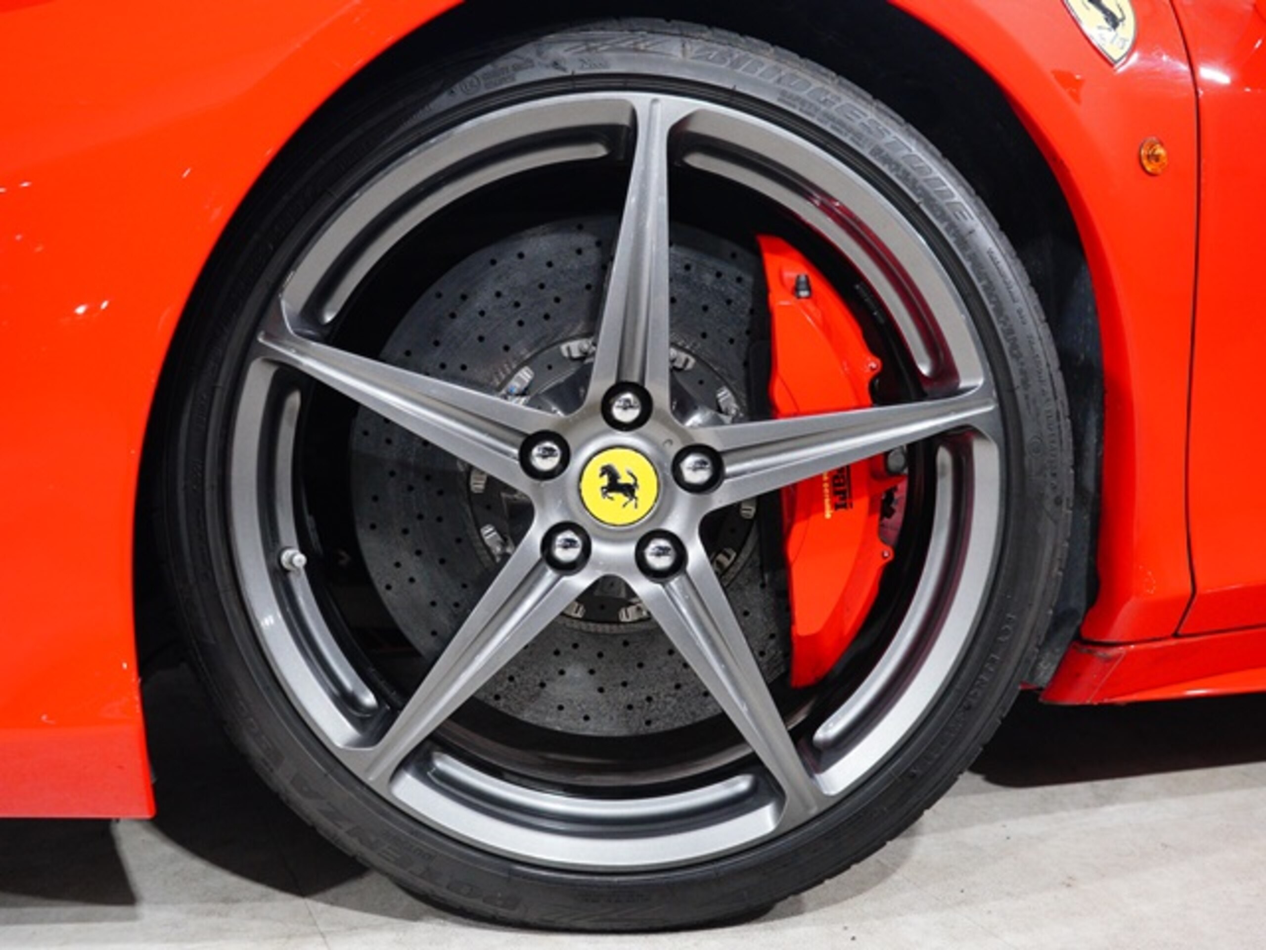 Ferrari 458 Italia F1 DCT (photo: 17)