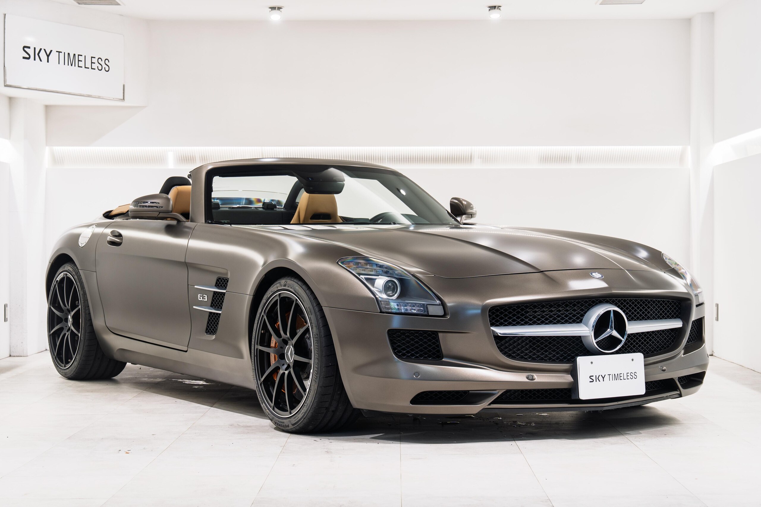 Mercedes Benz SLS AMG Roadster