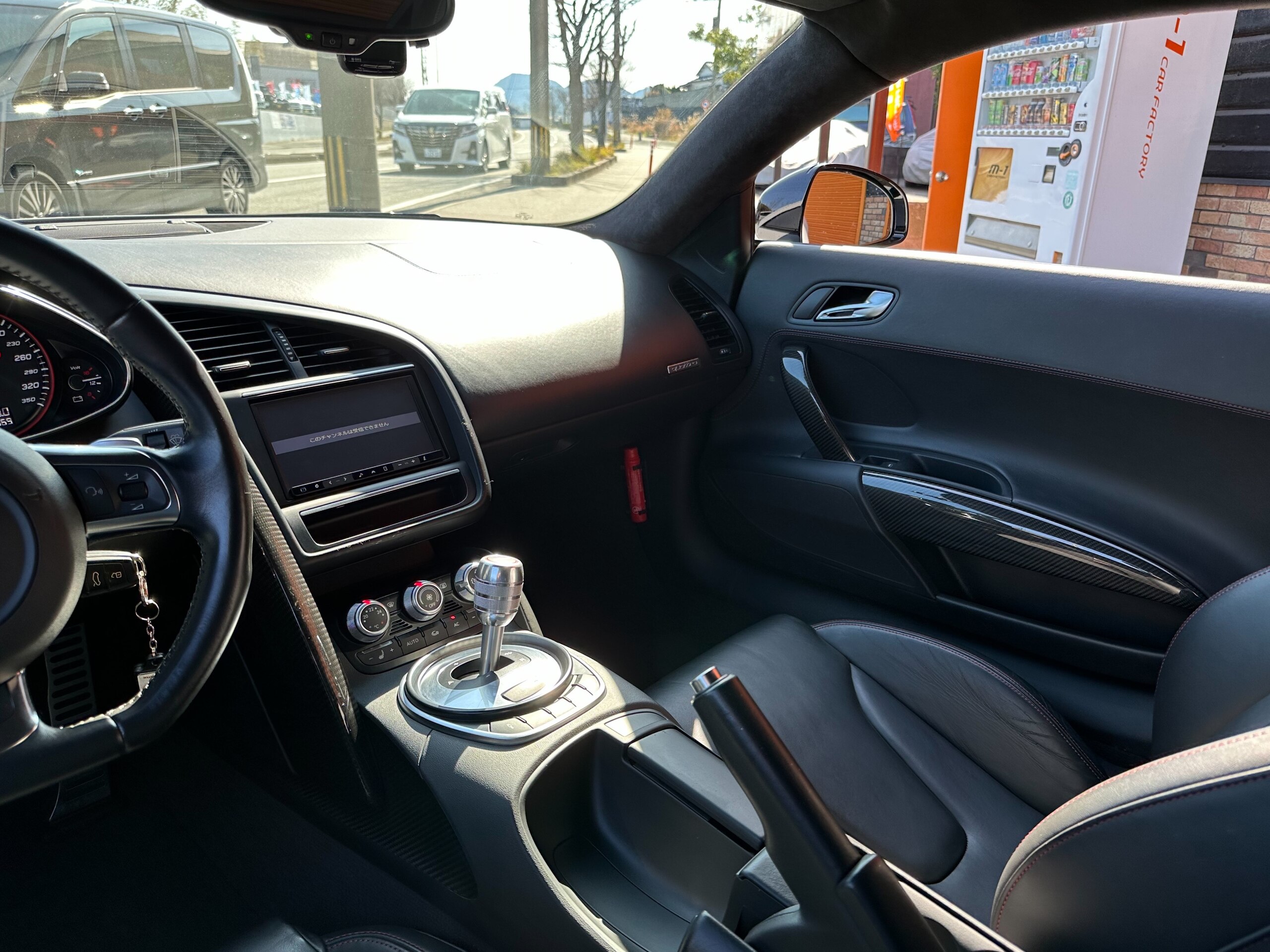 Audi R8 5.2 FSI Quattro (photo: 19)